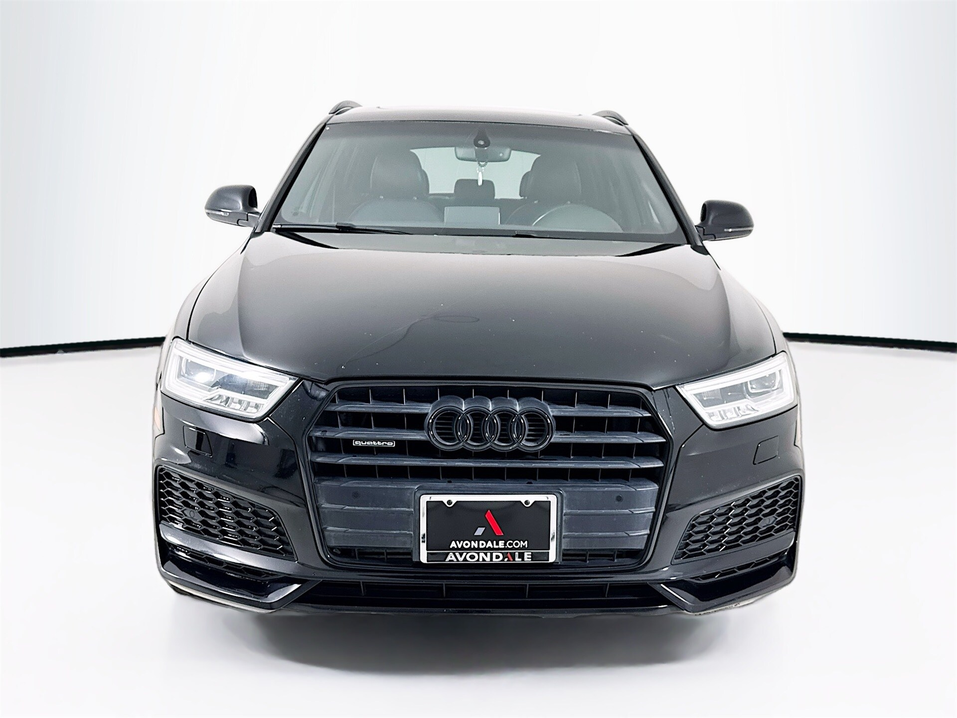 2018 Audi Q3 Premium Plus photo 2