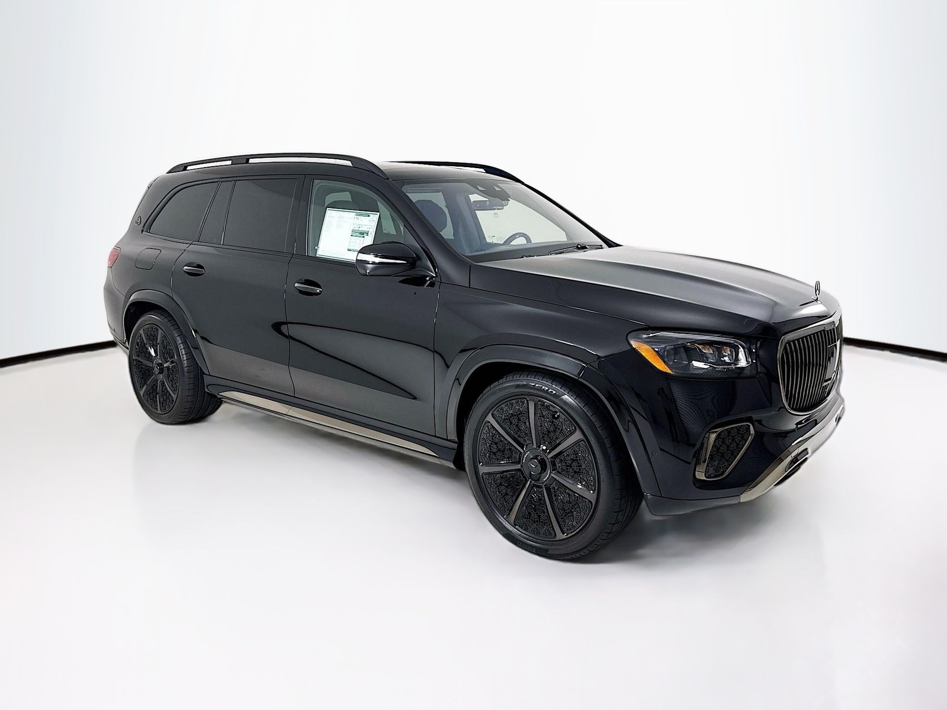 2026 Mercedes-Benz GLS Maybach GLS 600's photo