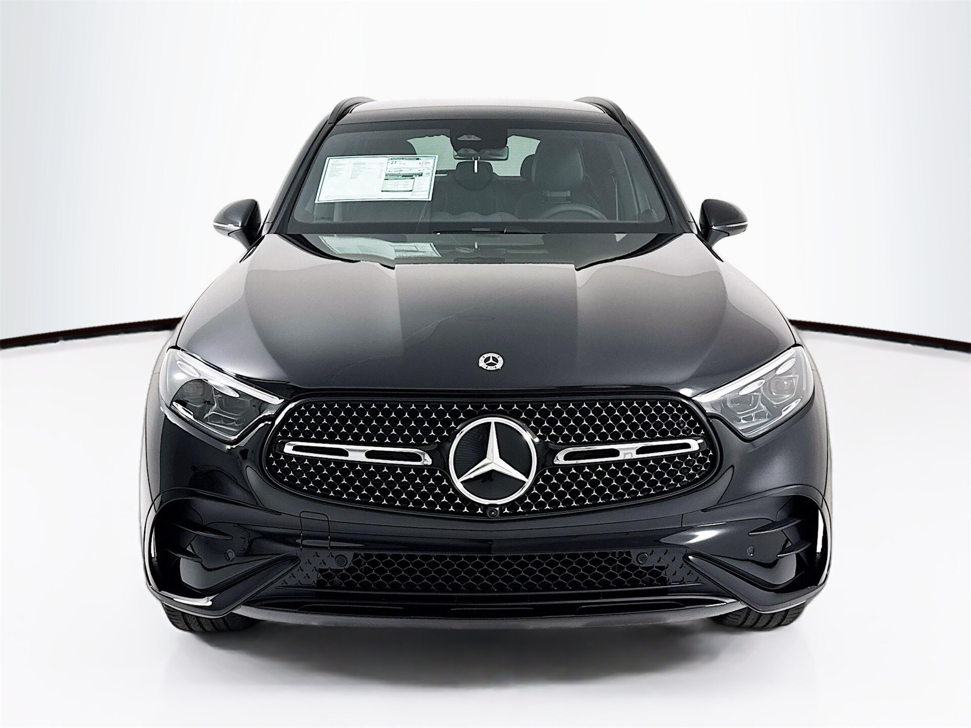 2026 Mercedes Benz GLC 300 photo 2