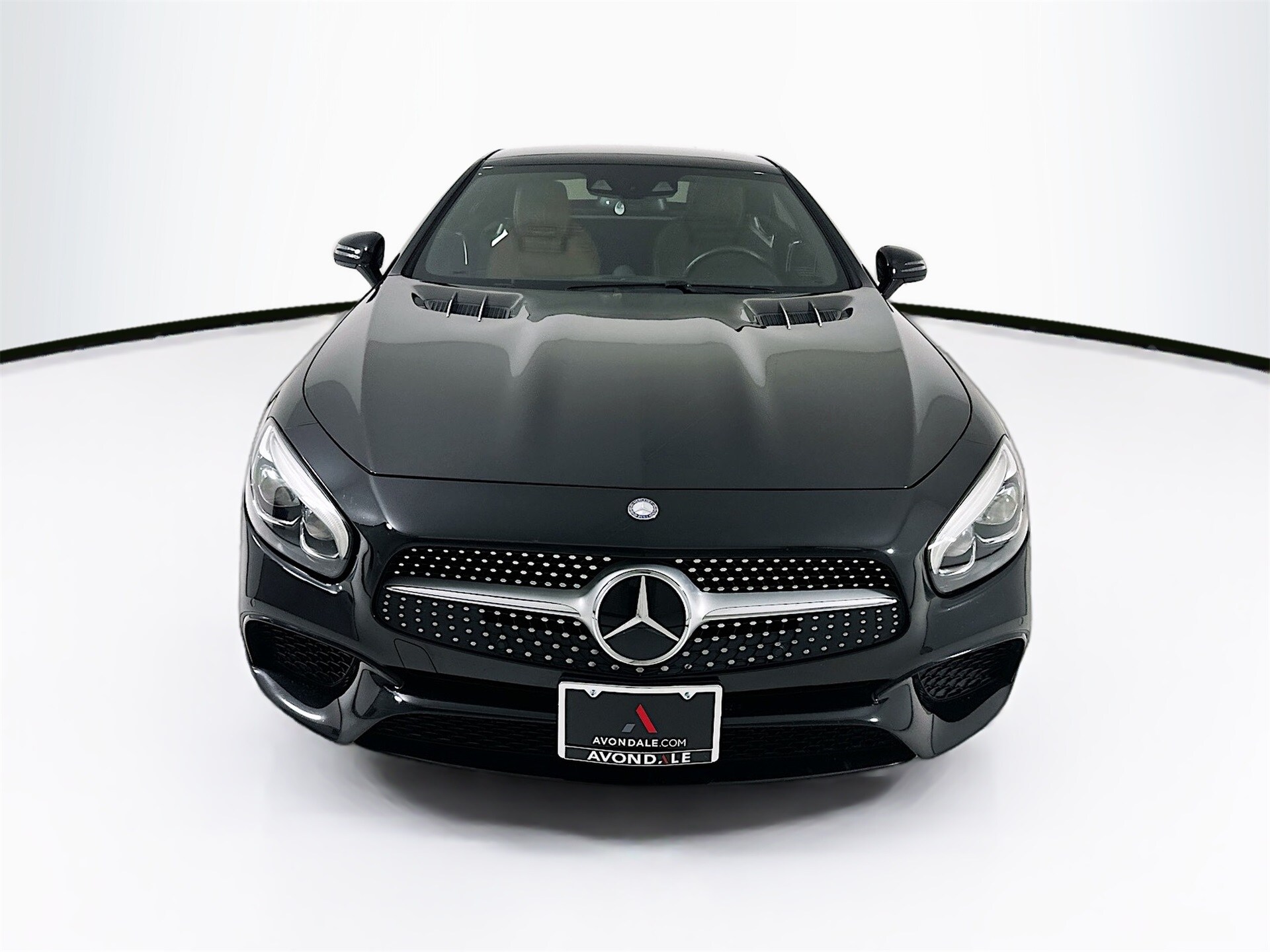 2017 Mercedes Benz SL 550 photo 2