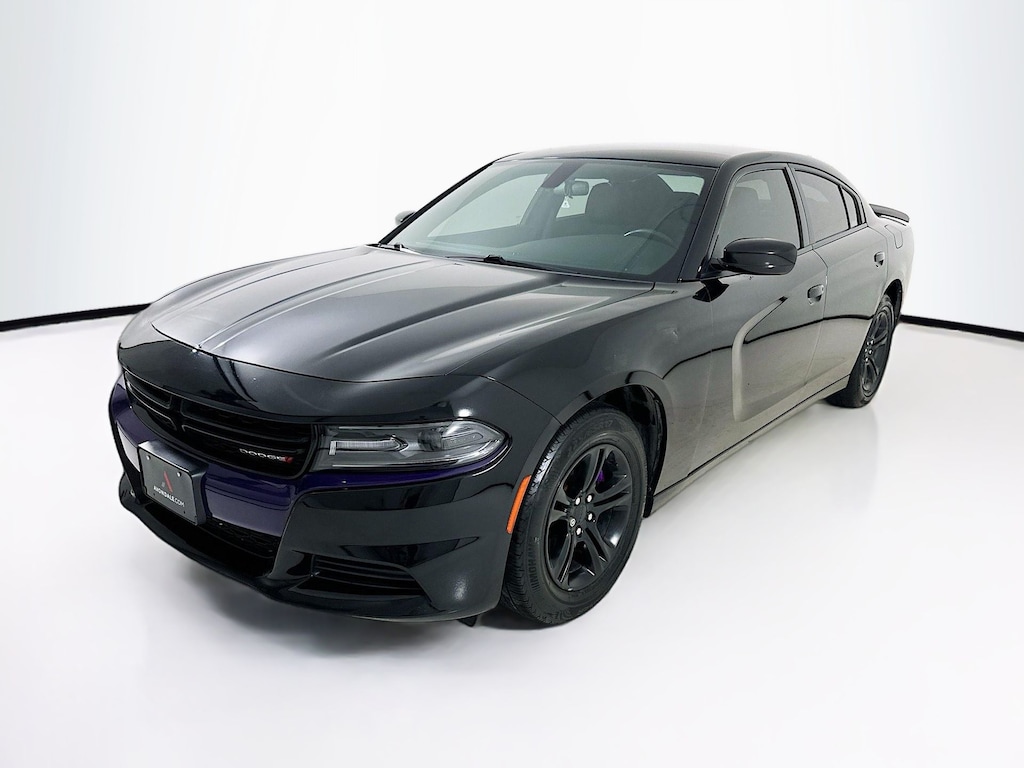 Used 2019 Dodge Charger SXT Sedan