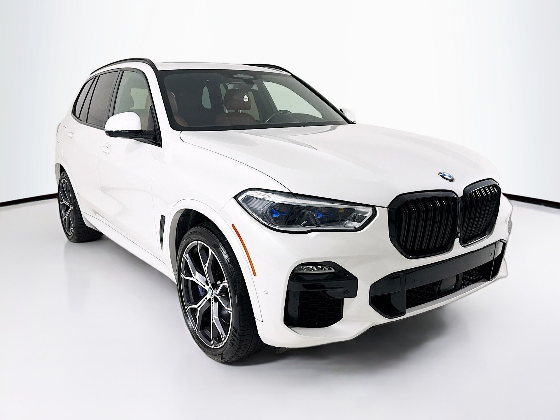 2019 BMW X5 xDrive50i's photo