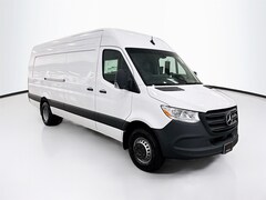 2025 Mercedes-Benz Sprinter 3500 Cargo 170 WB Van Extended Cargo Van