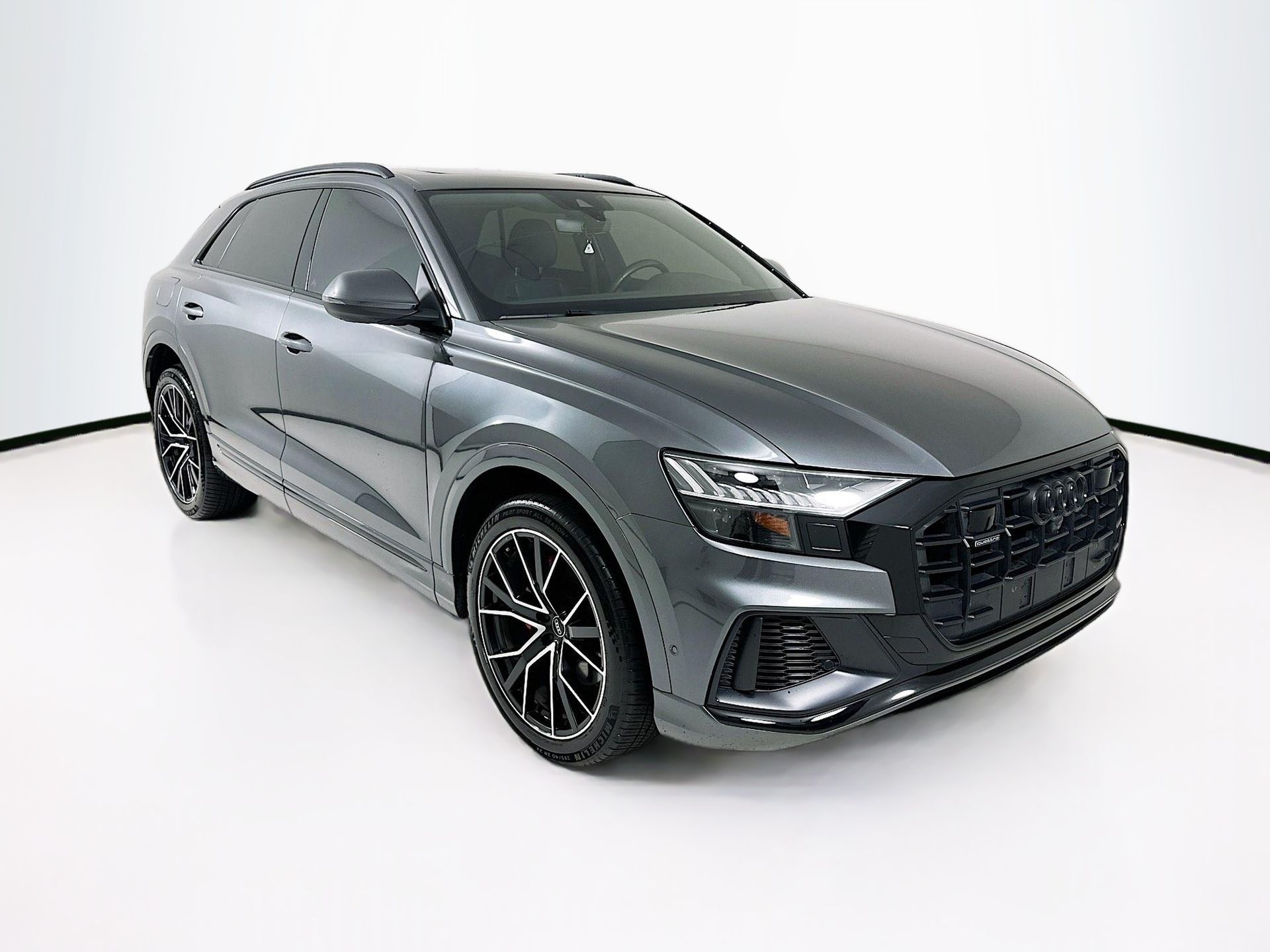2021 Audi Q8 55 Premium Plus Tiptonic quattro's photo