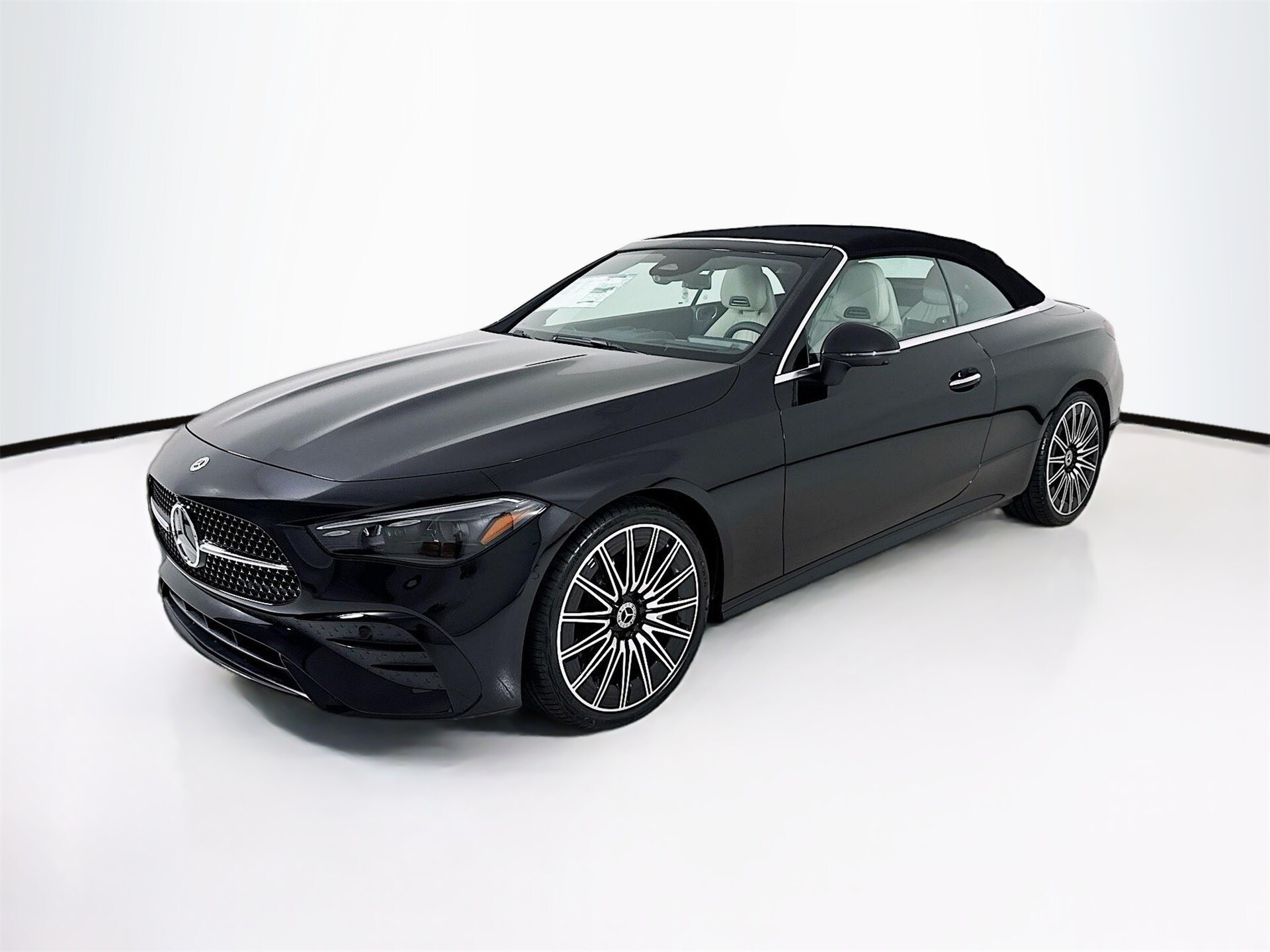 2026 Mercedes Benz CLE 300 4MATIC photo 3