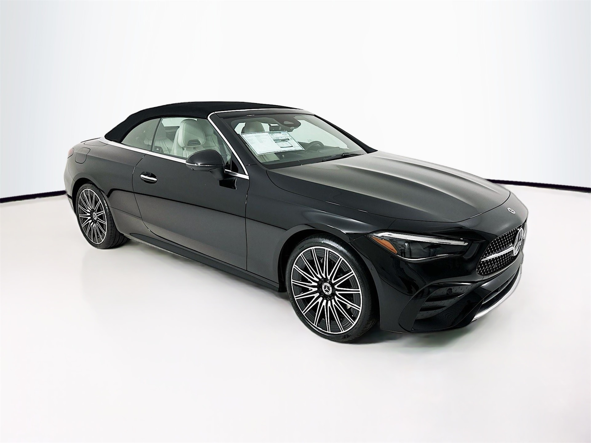 2026 Mercedes-Benz CLE CLE 300's photo