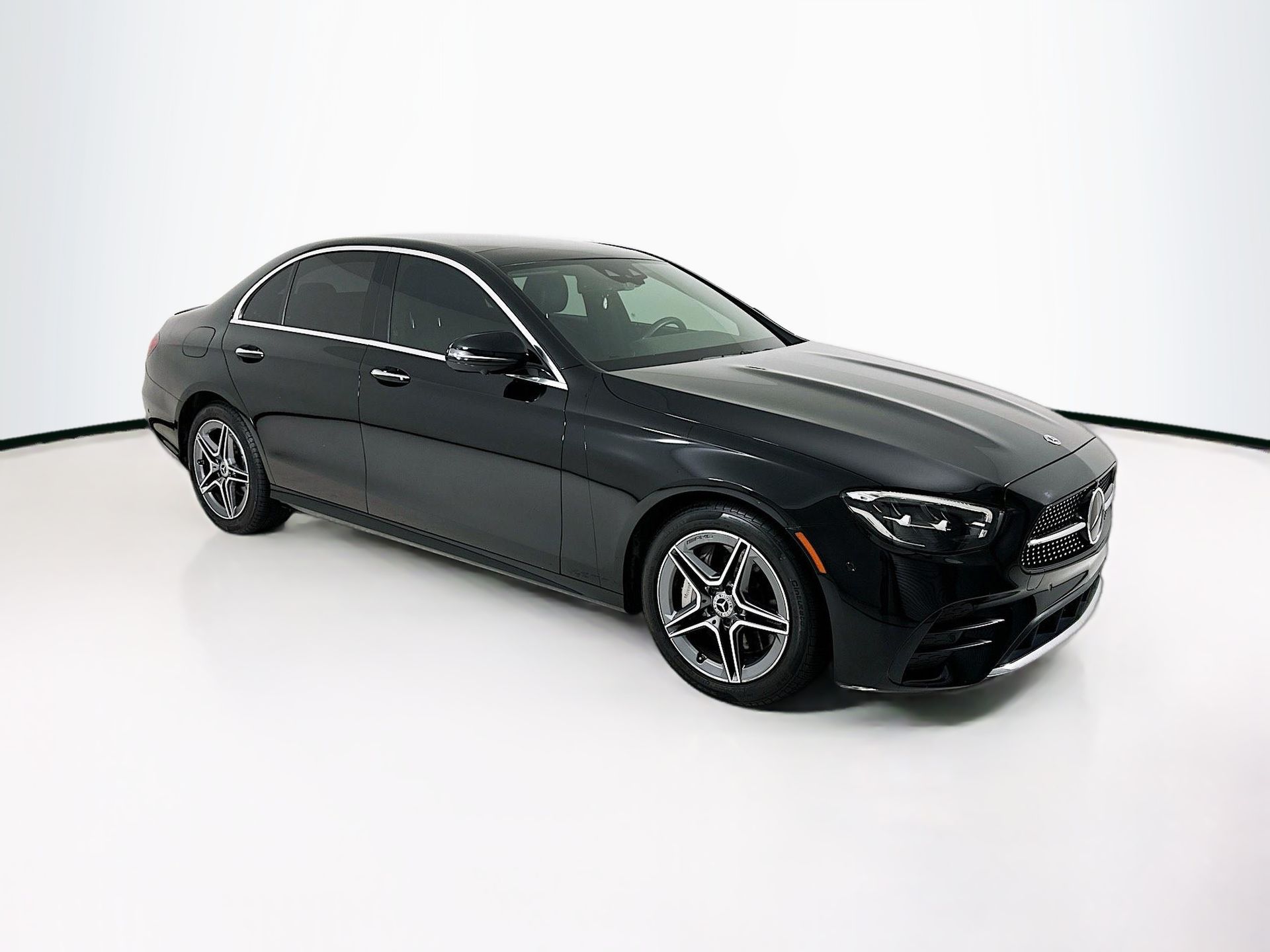 2023 Mercedes-Benz E-Class E350 4MATIC's photo