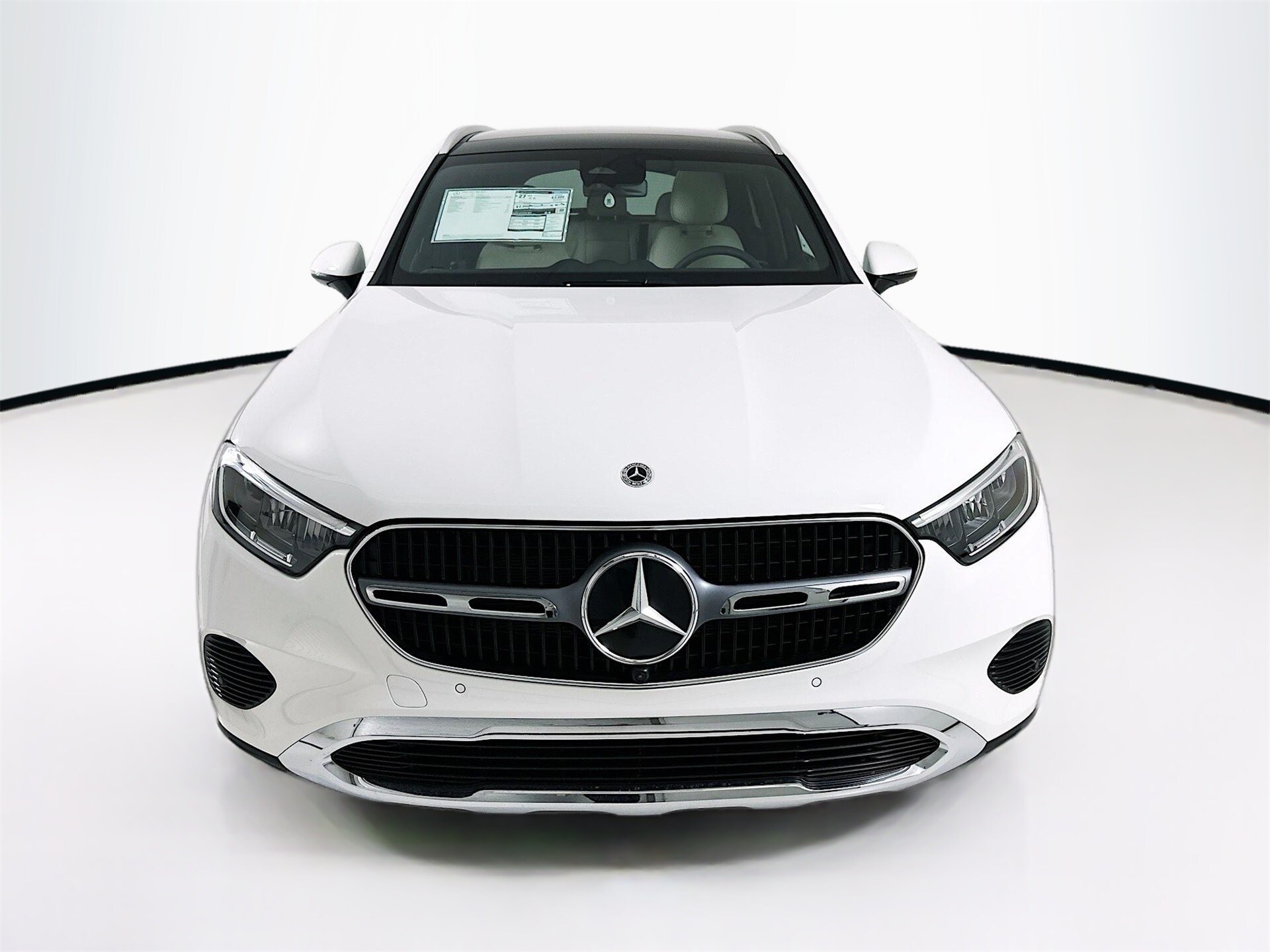 2026 Mercedes Benz GLC 300 photo 2