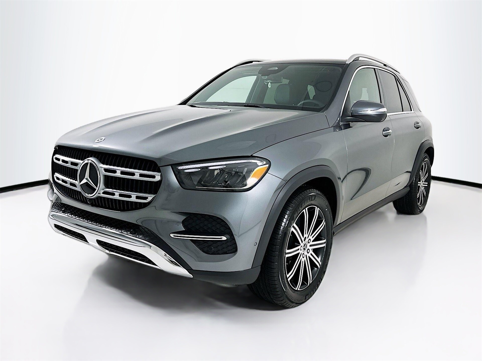 2026 Mercedes Benz GLE 350 4MATIC photo 3