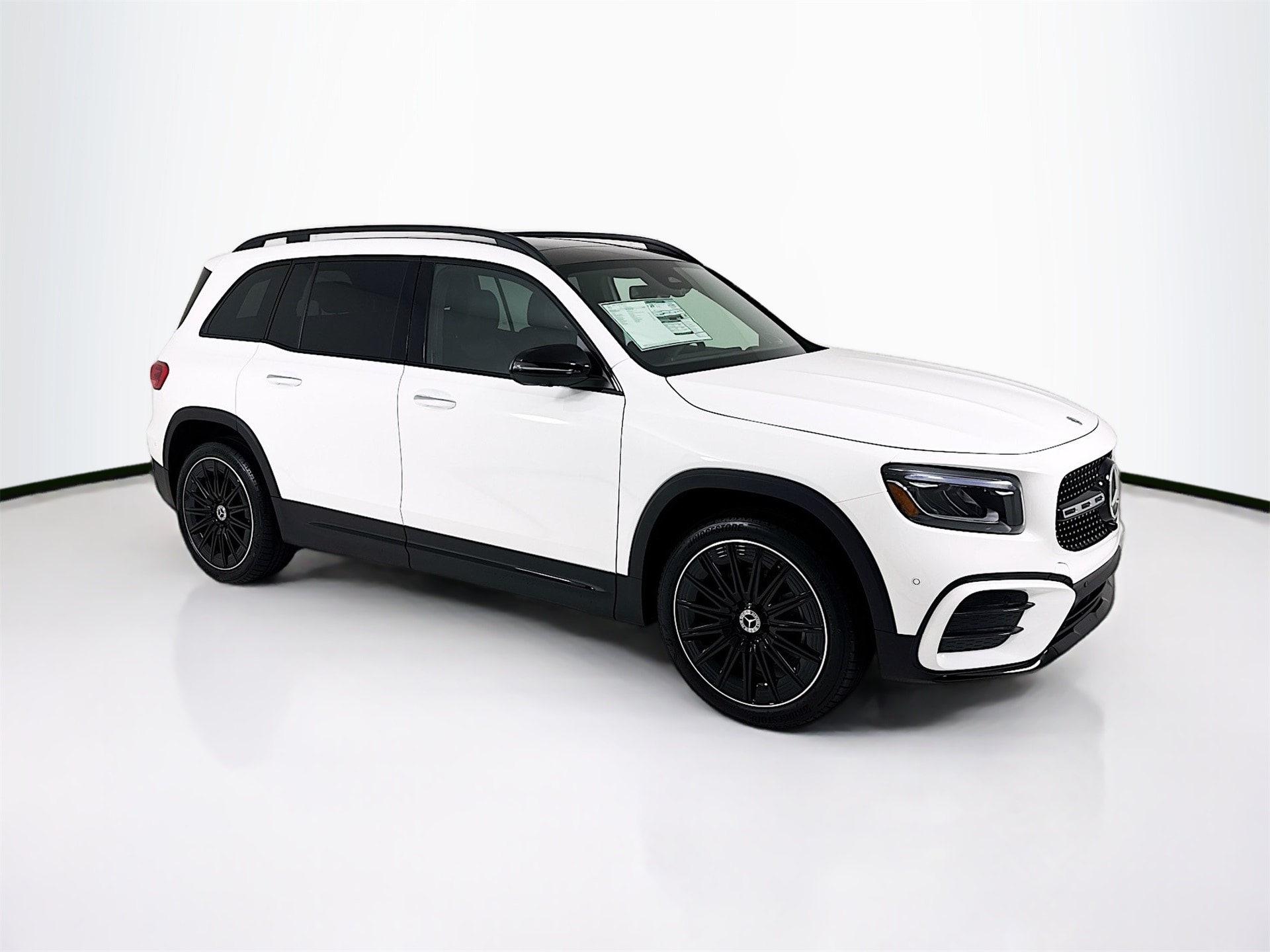 2025 Mercedes-Benz GLB