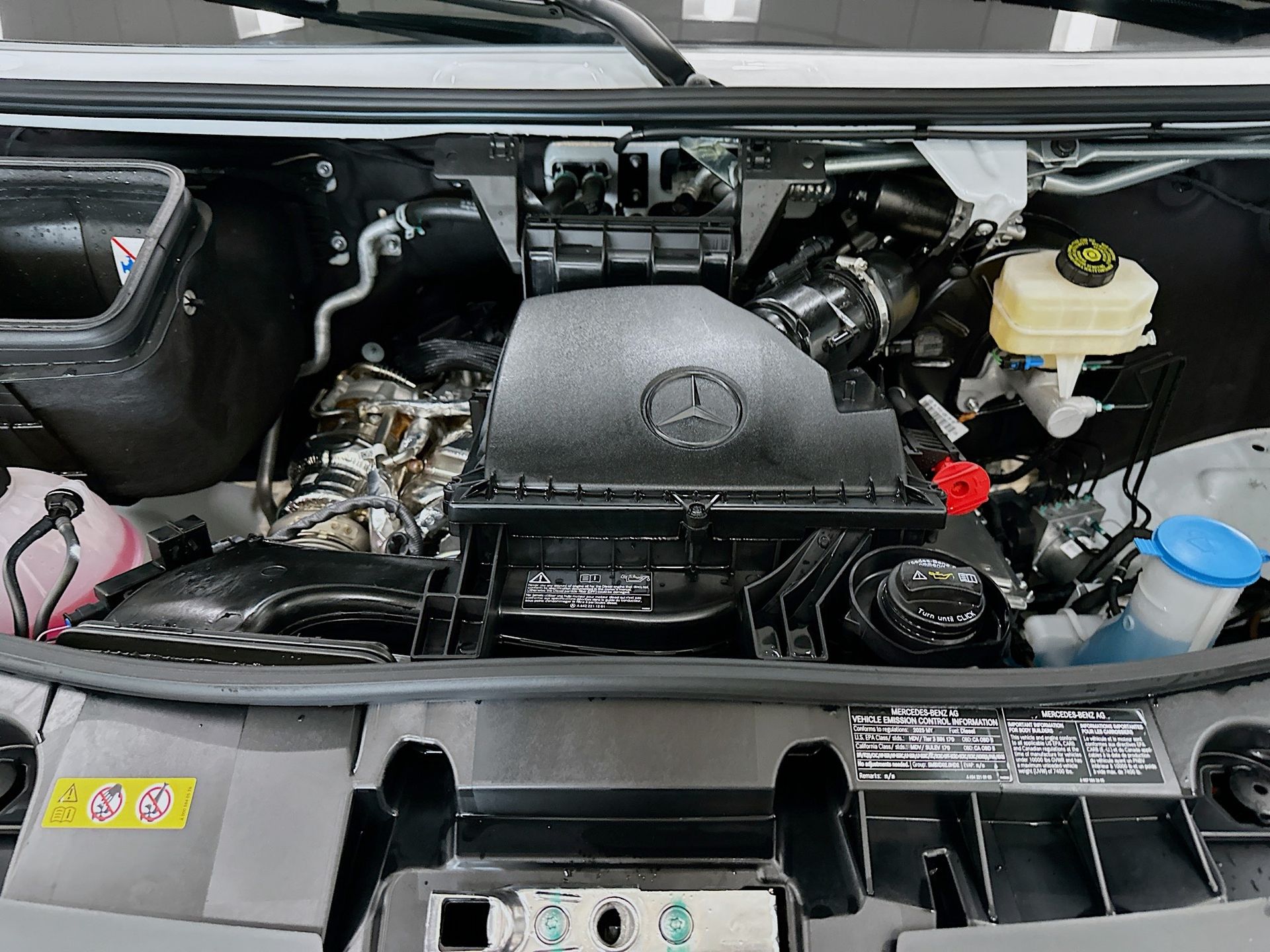 2025 Mercedes-Benz Sprinter Cargo Van Base - Photo 25