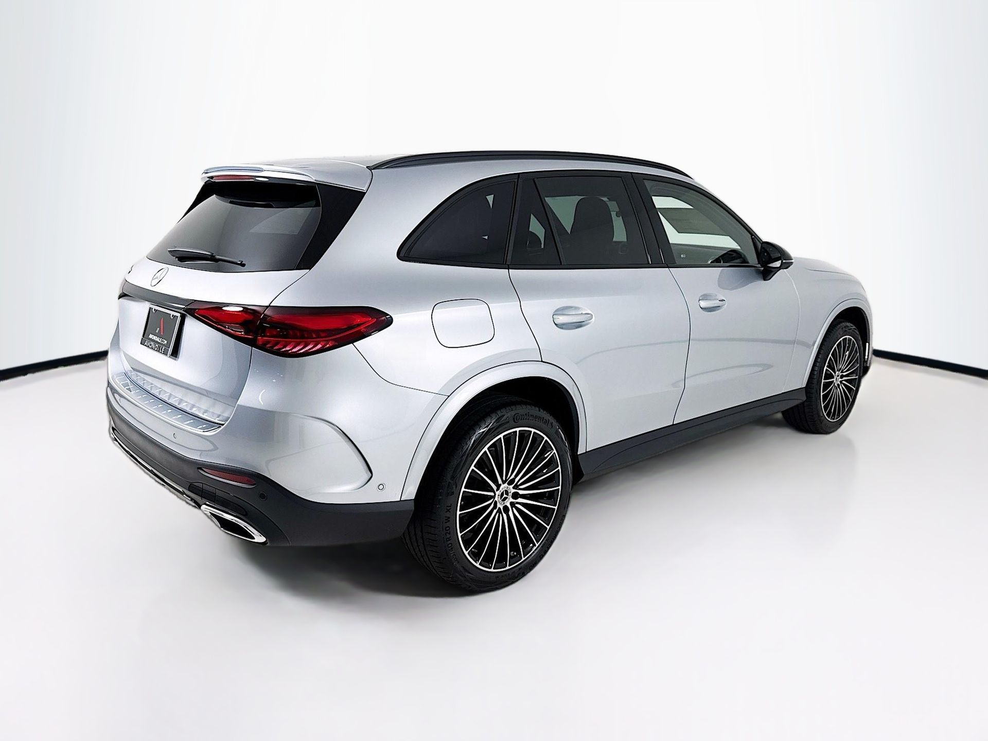 2026 Mercedes-Benz GLC Base - Photo 8