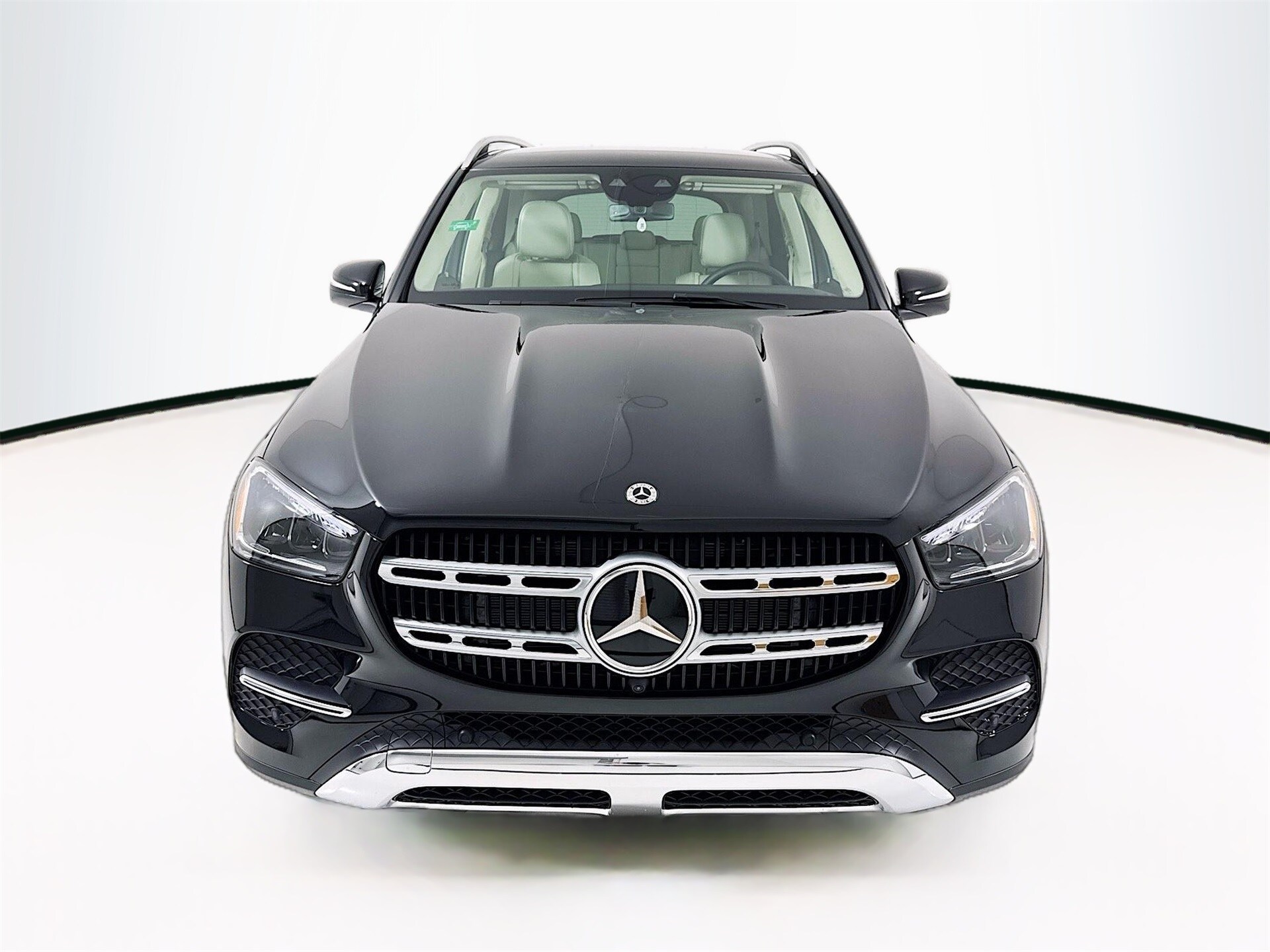 2026 Mercedes Benz GLE 450e 4MATIC photo 2