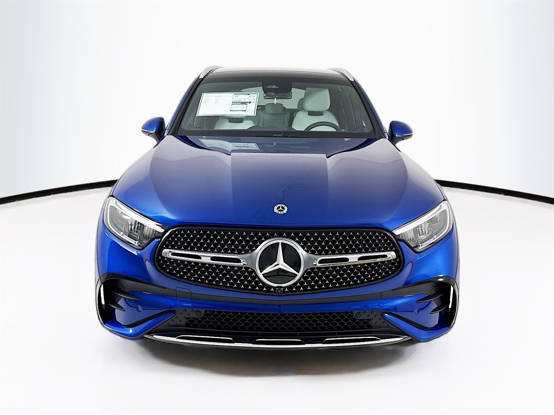 2026 Mercedes Benz GLC 300 4MATIC photo 2
