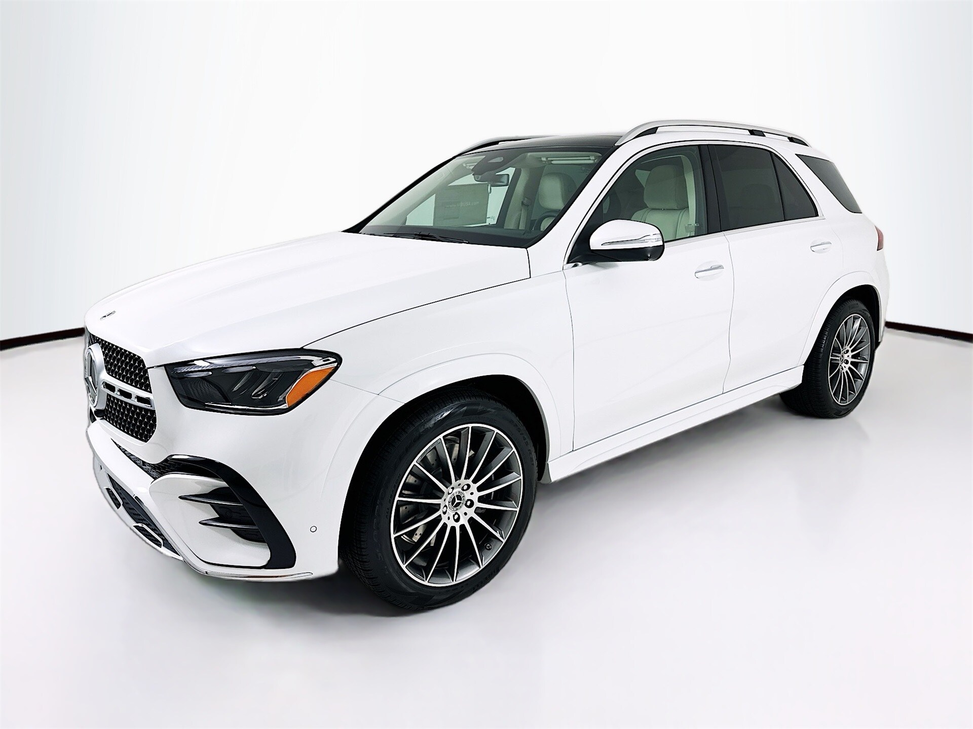 2026 Mercedes Benz GLE 350 4MATIC photo 3