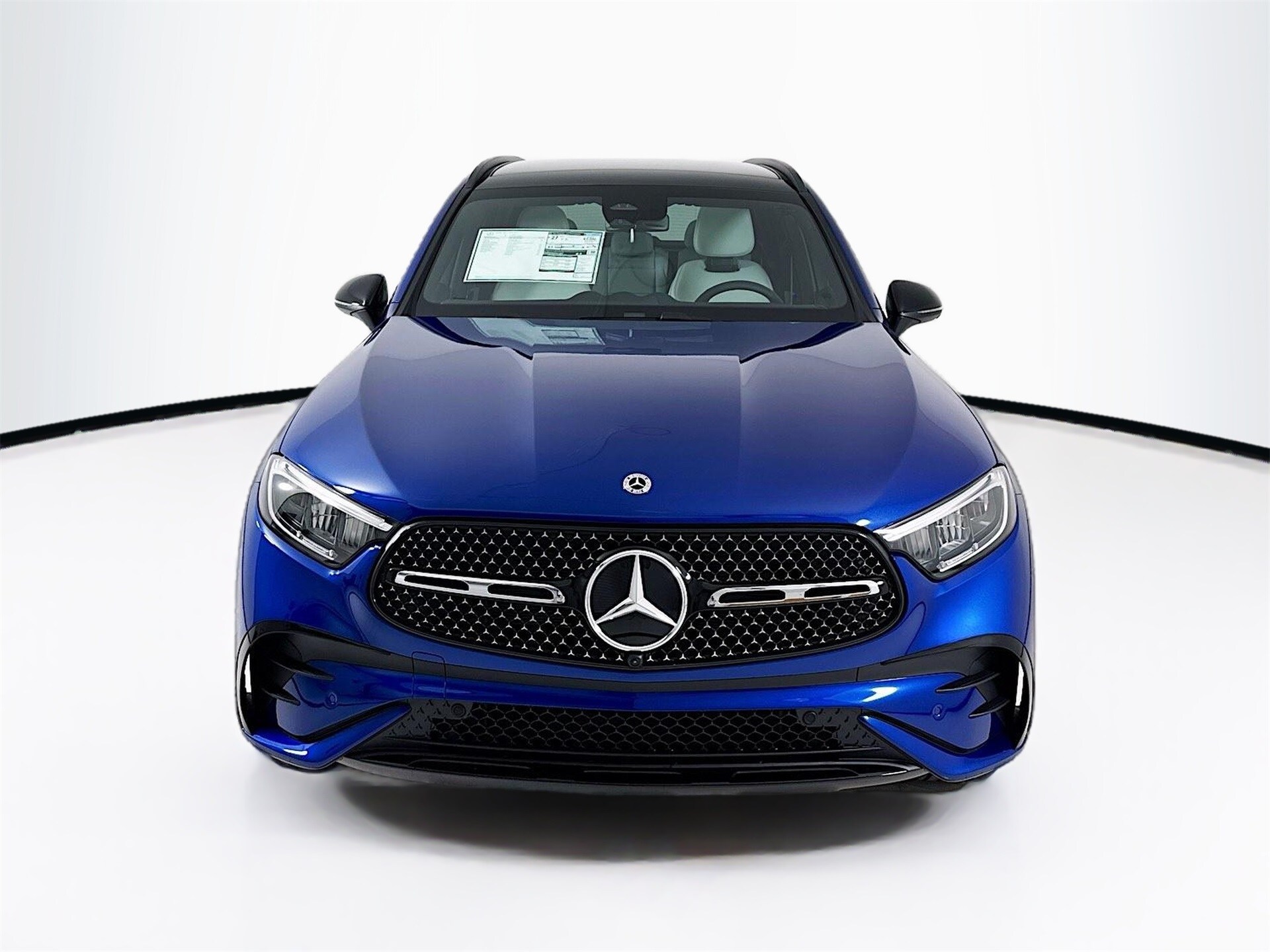 2026 Mercedes Benz GLC 300 photo 2