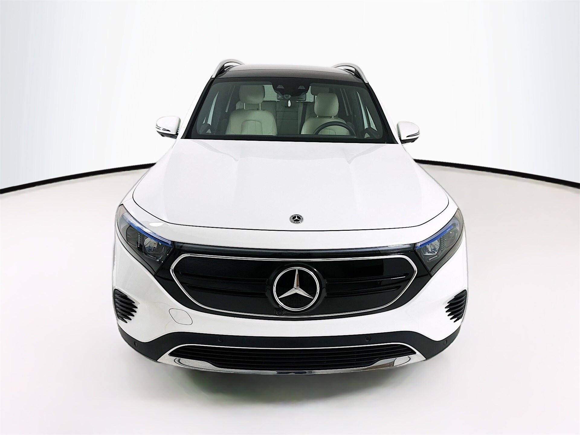 2023 Mercedes Benz EQB 250+ photo 2
