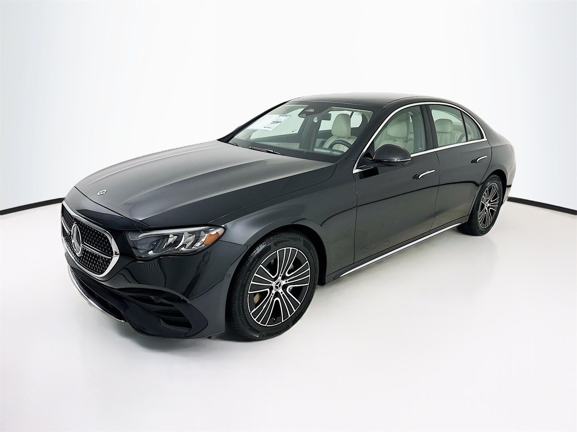 2025 Mercedes Benz E 350 photo 3