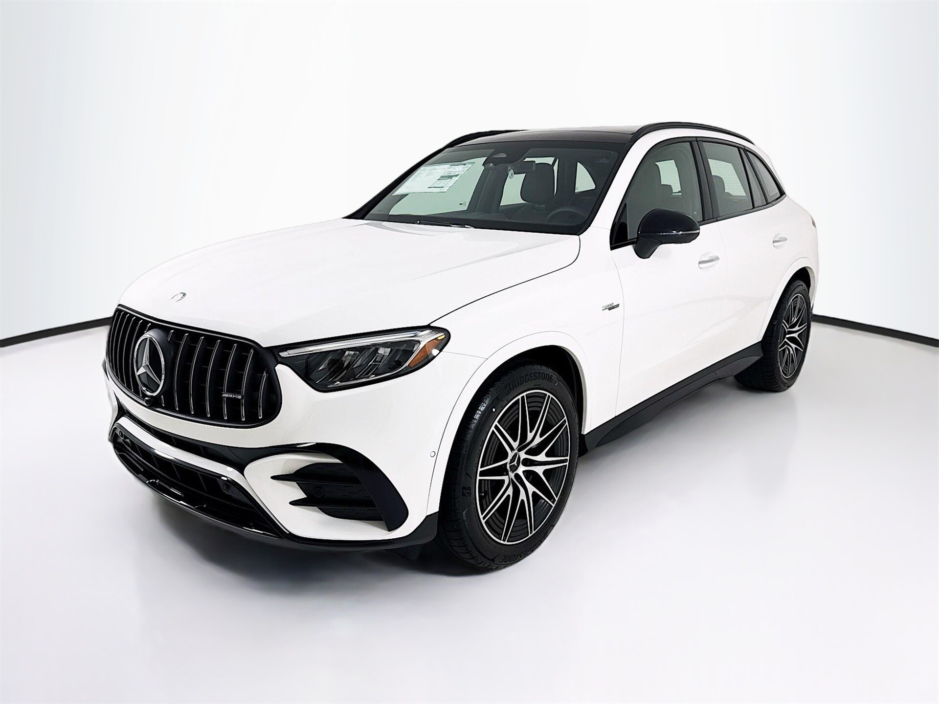 2025 Mercedes Benz GLC 43 AMG photo 3