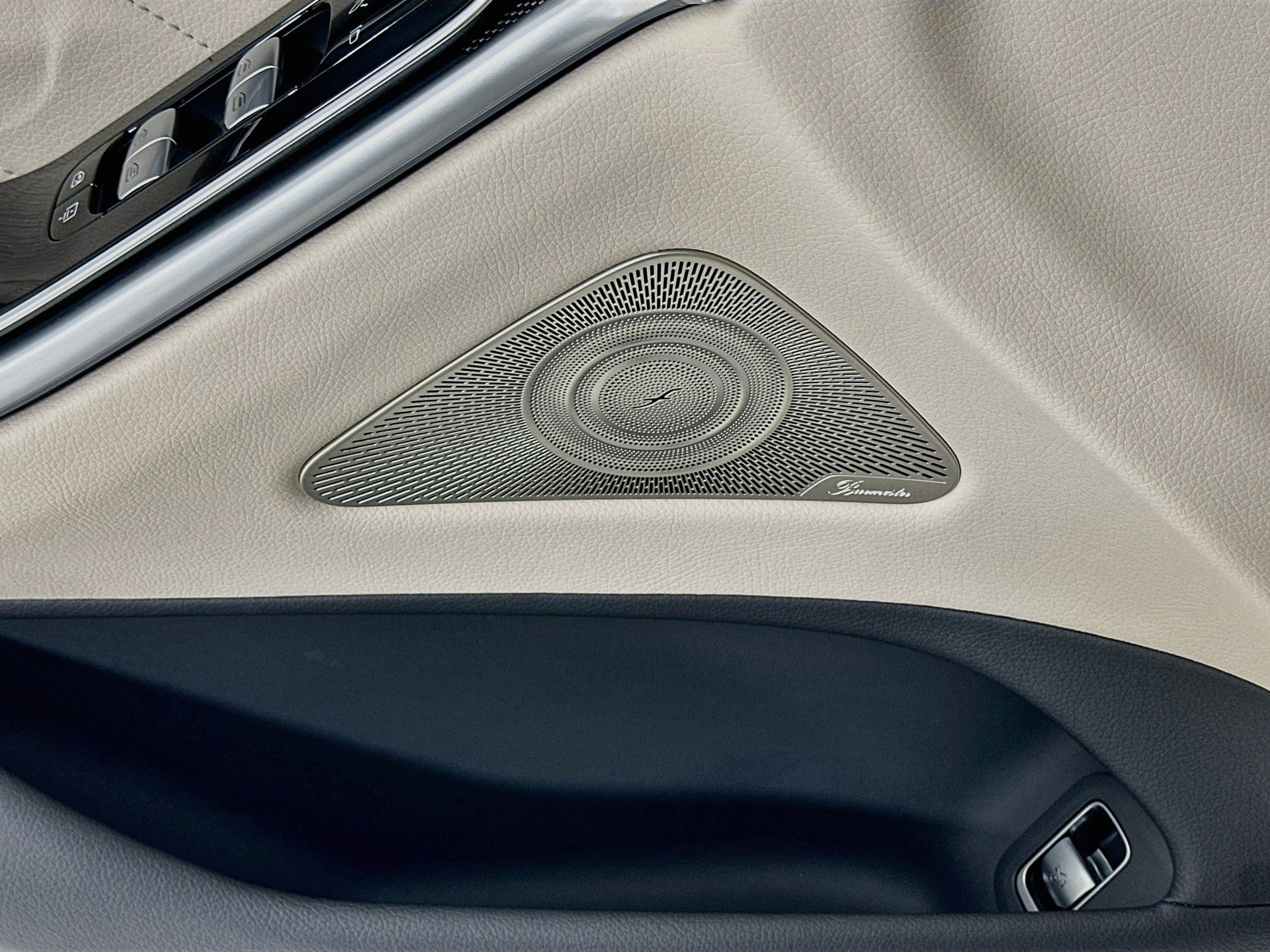 2025 Mercedes-Benz S-Class S 580 - Photo 20
