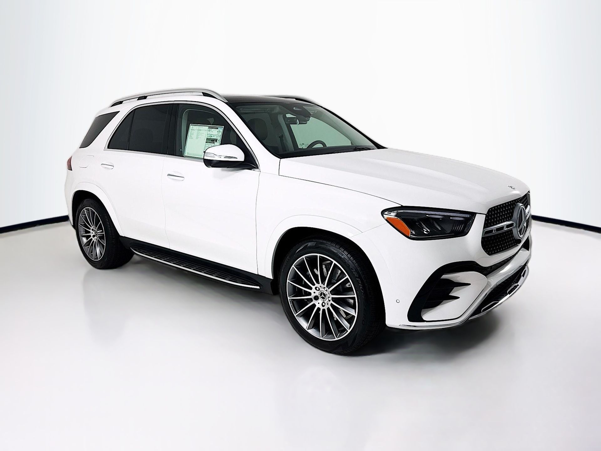 2026 Mercedes-Benz GLE's photo