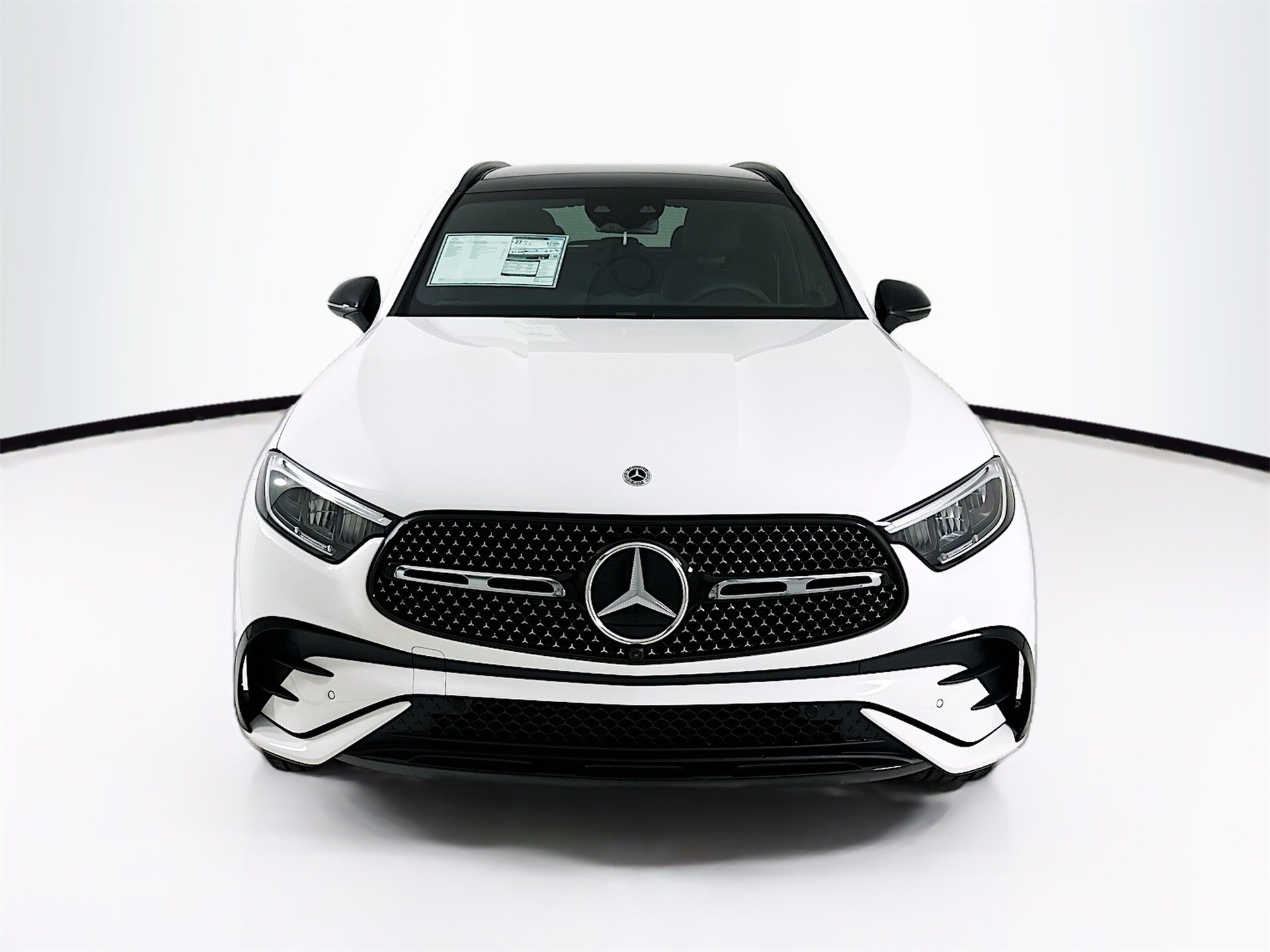 2026 Mercedes Benz GLC 300 photo 2