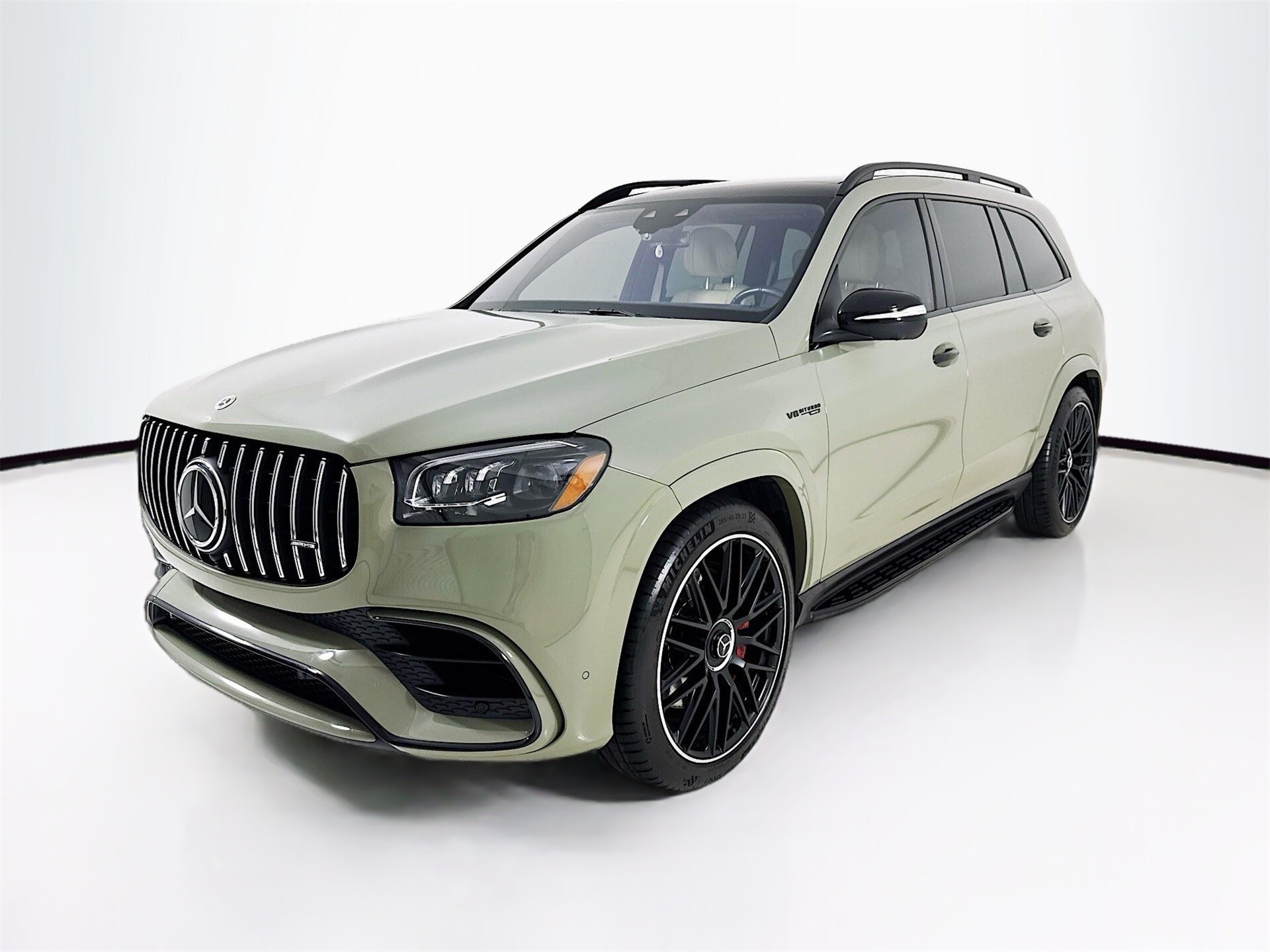 2023 Mercedes Benz GLS AMG 63 4MATIC photo 2