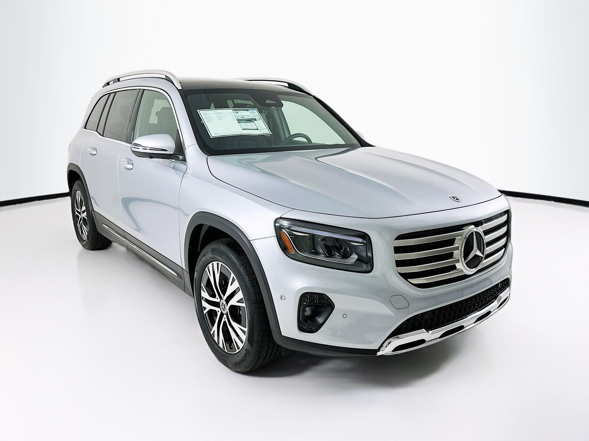 2026 Mercedes-Benz GLB GLB 250's photo