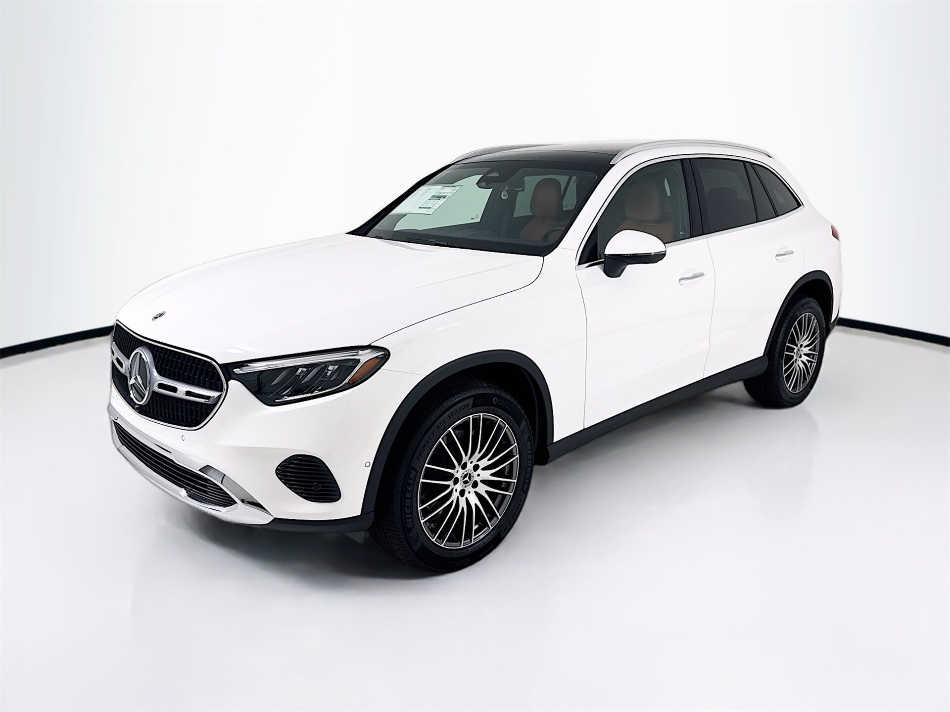 2026 Mercedes Benz GLC 300 4MATIC photo 3
