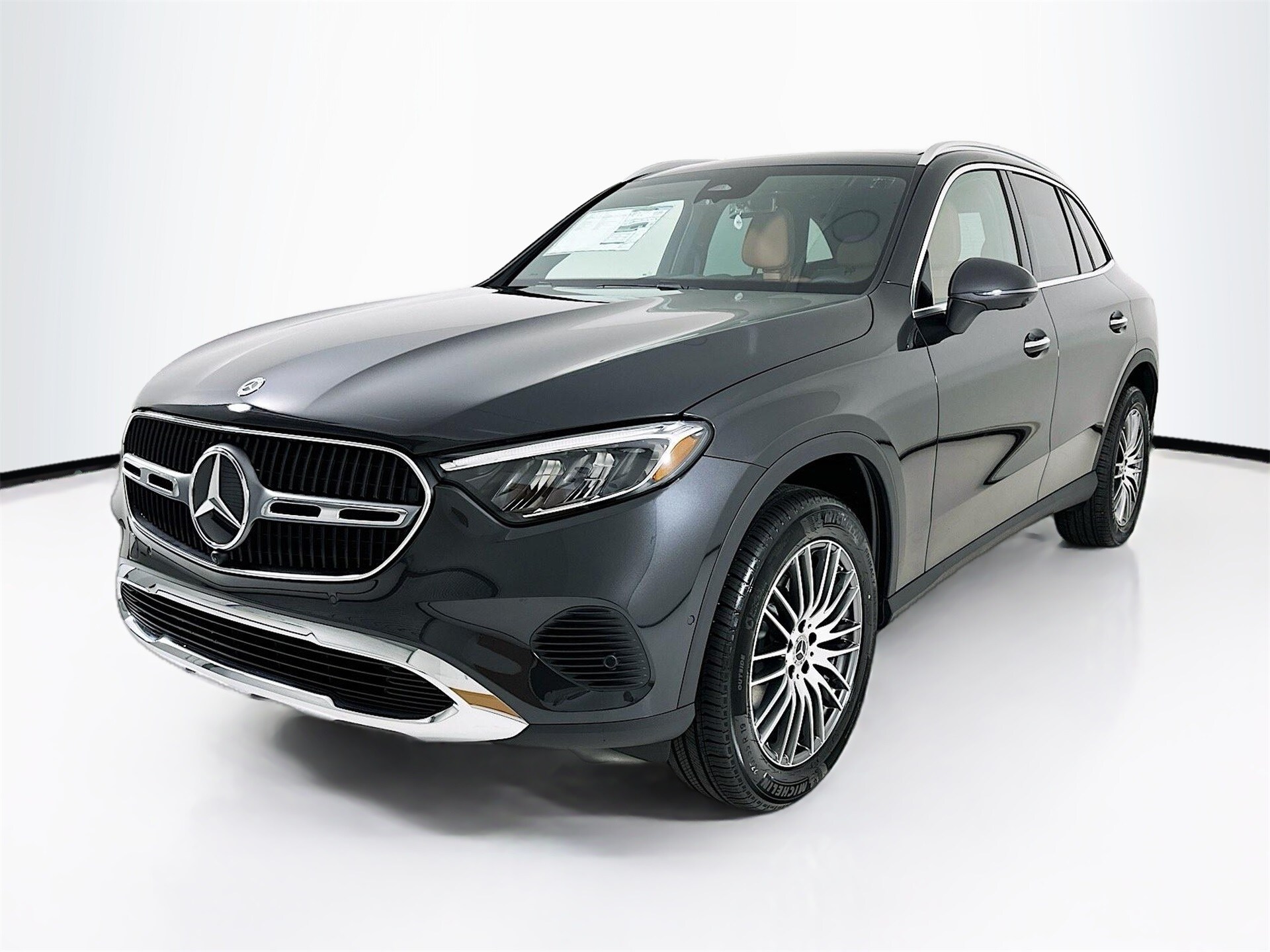 2026 Mercedes Benz GLC 300 photo 3