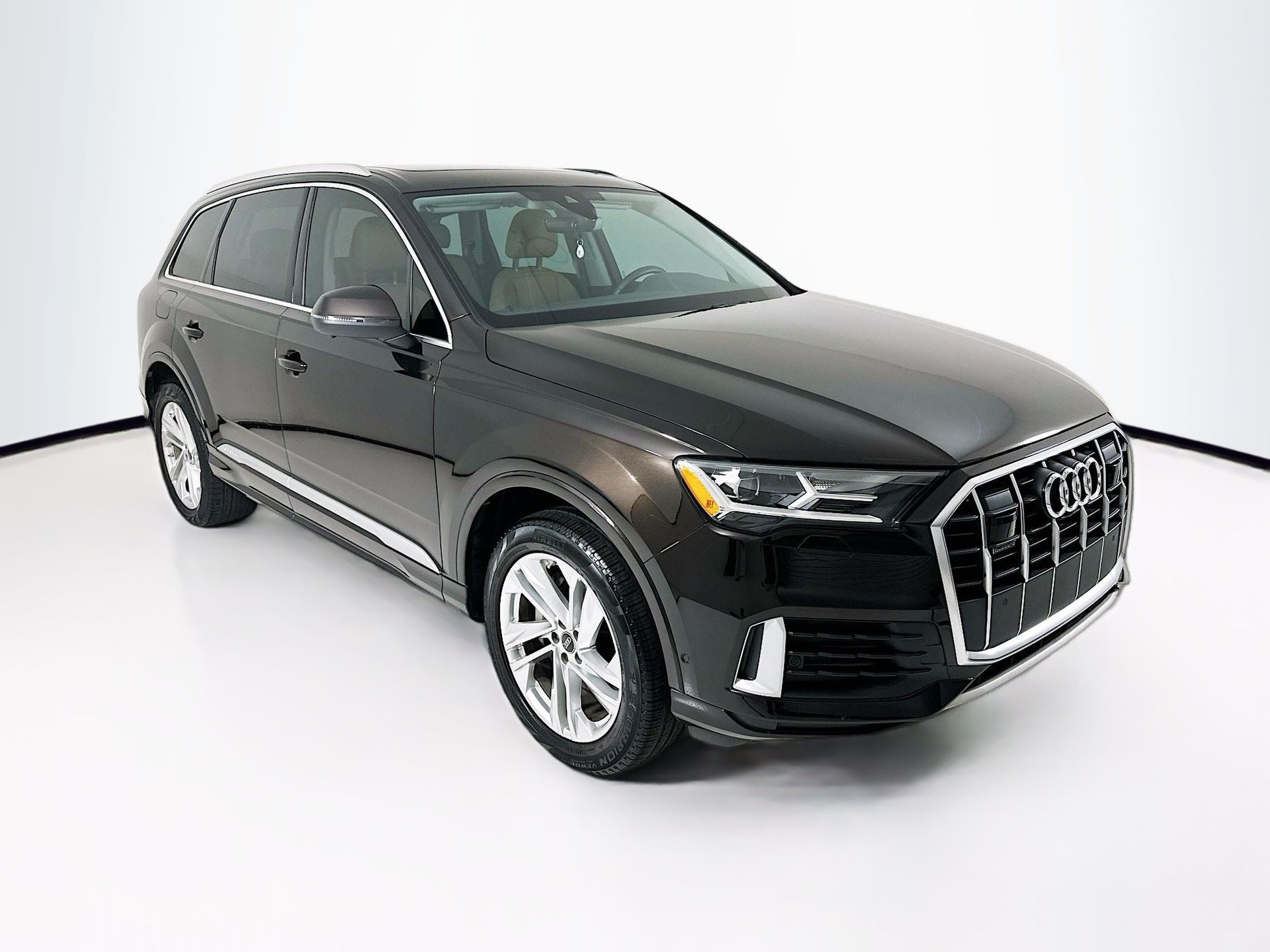 2024 Audi Q7 45 Premium quattro Tiptronic's photo