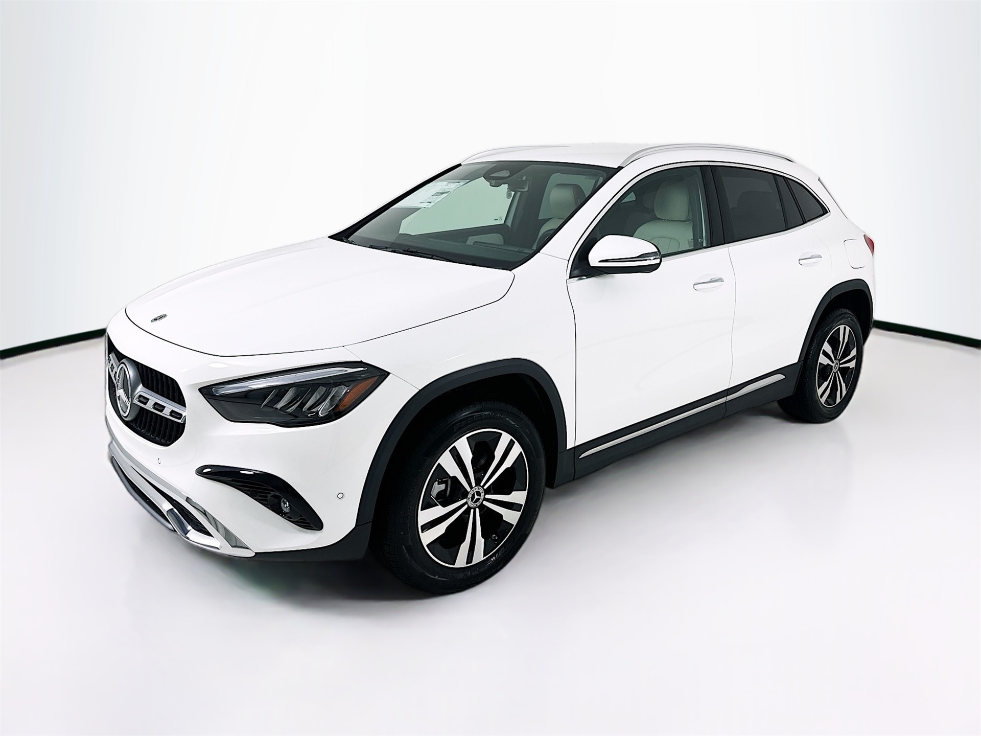 2026 Mercedes Benz GLA 250 photo 2