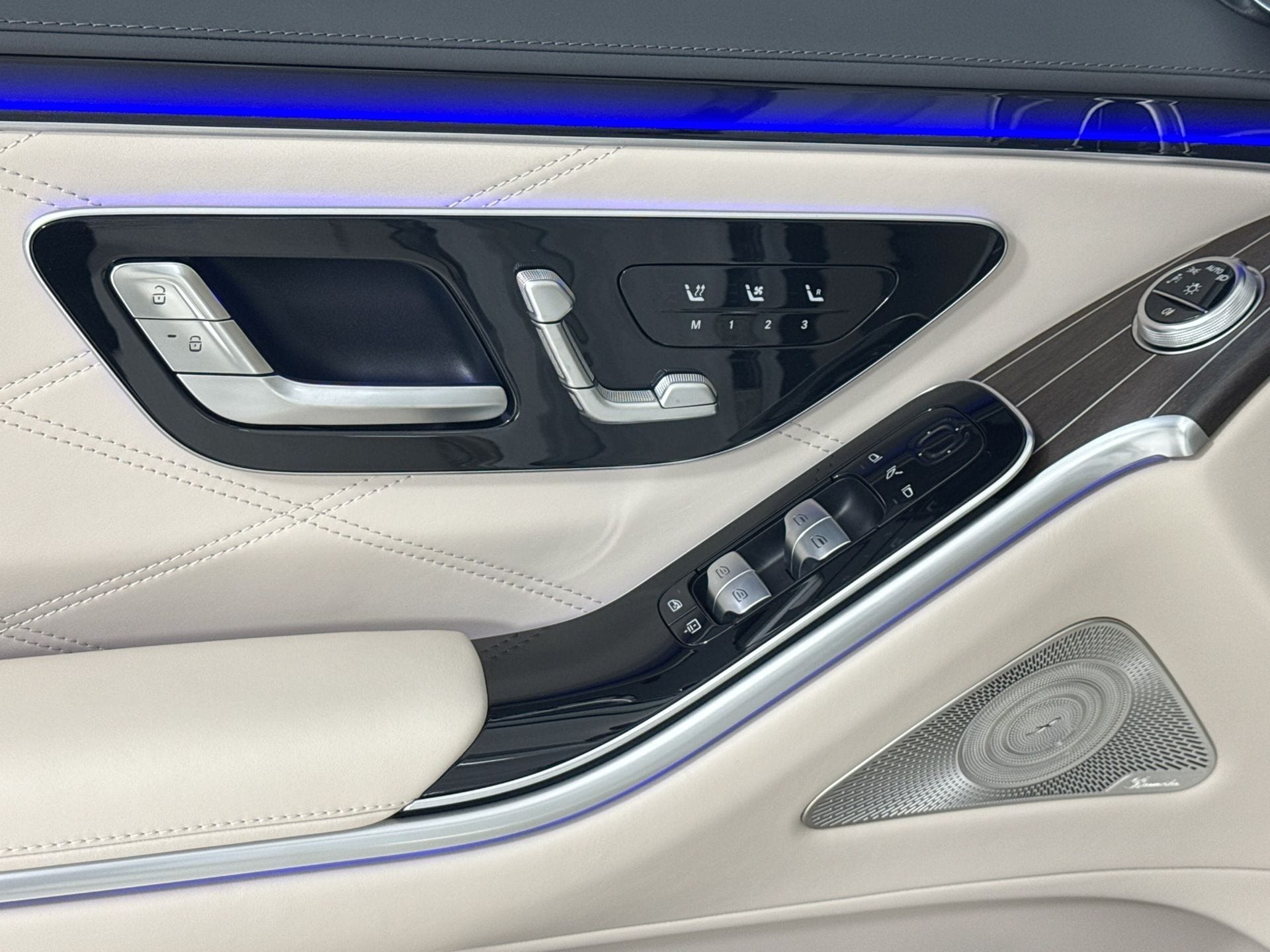 2026 Mercedes-Benz S-Class AMG S 63 - Photo 19