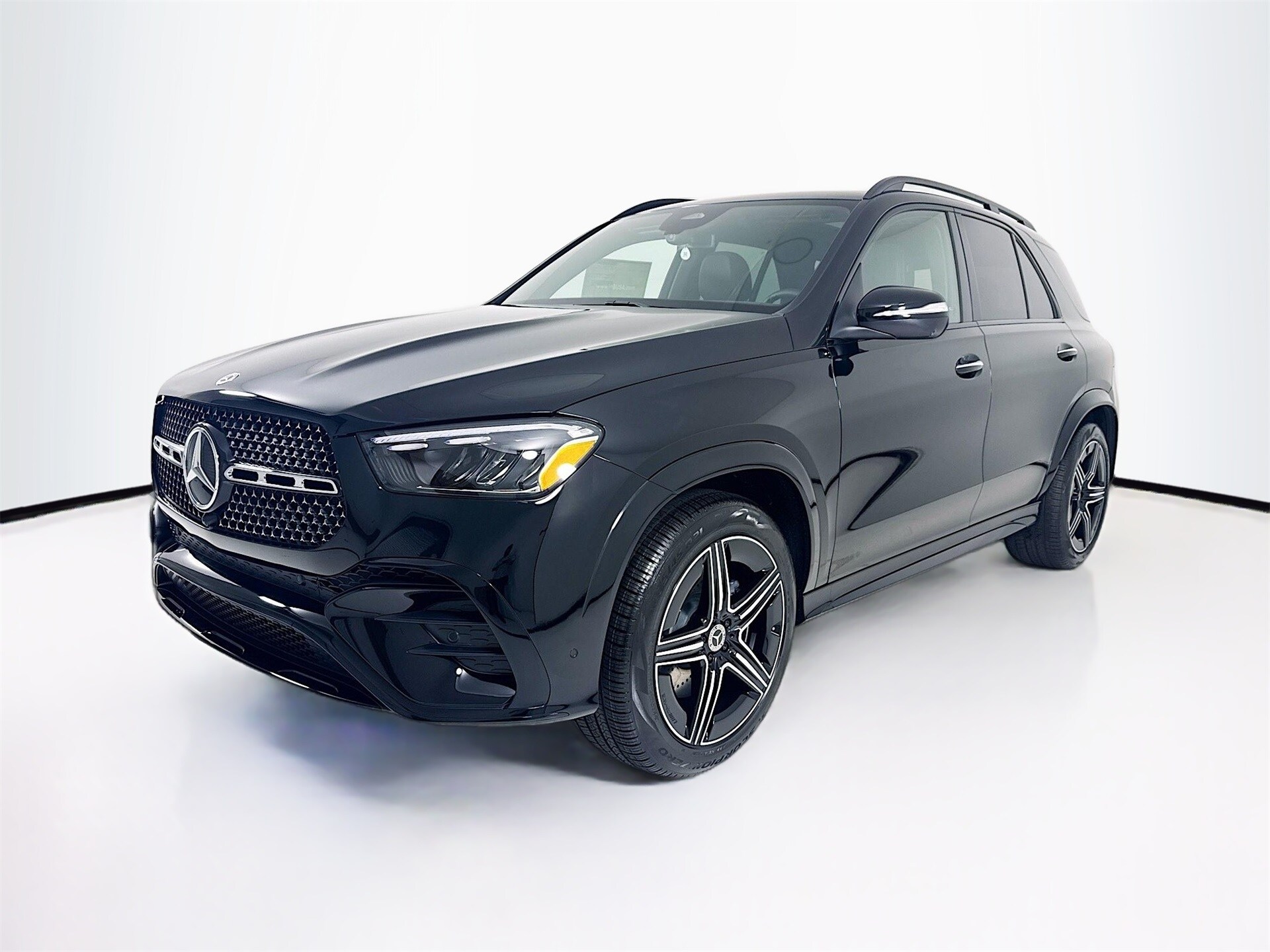2025 Mercedes Benz GLE 350 4MATIC photo 3