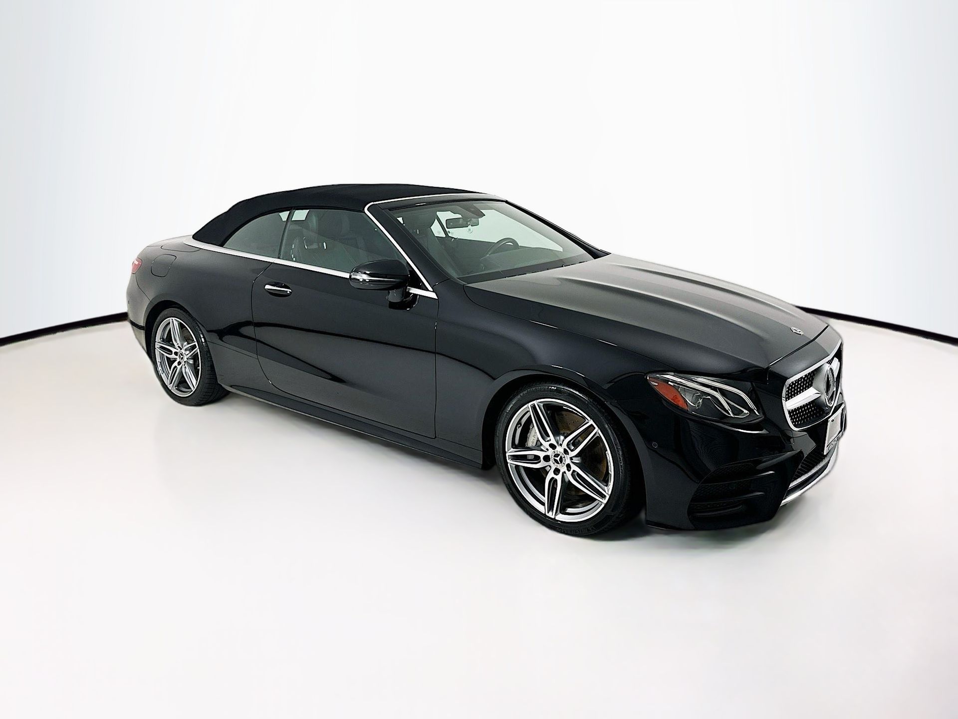2018 Mercedes-Benz E-Class E400 Cabriolet's photo