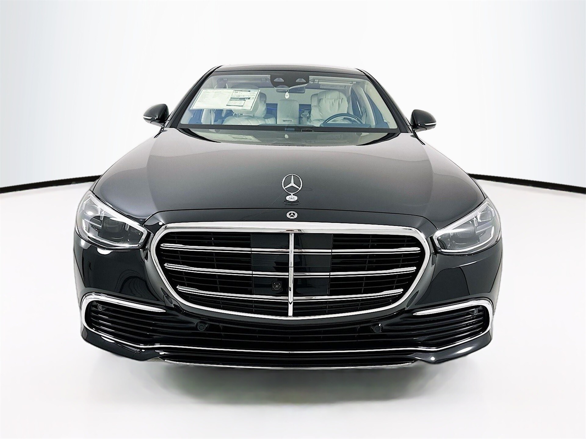 2026 Mercedes Benz S 580 4MATIC photo 2