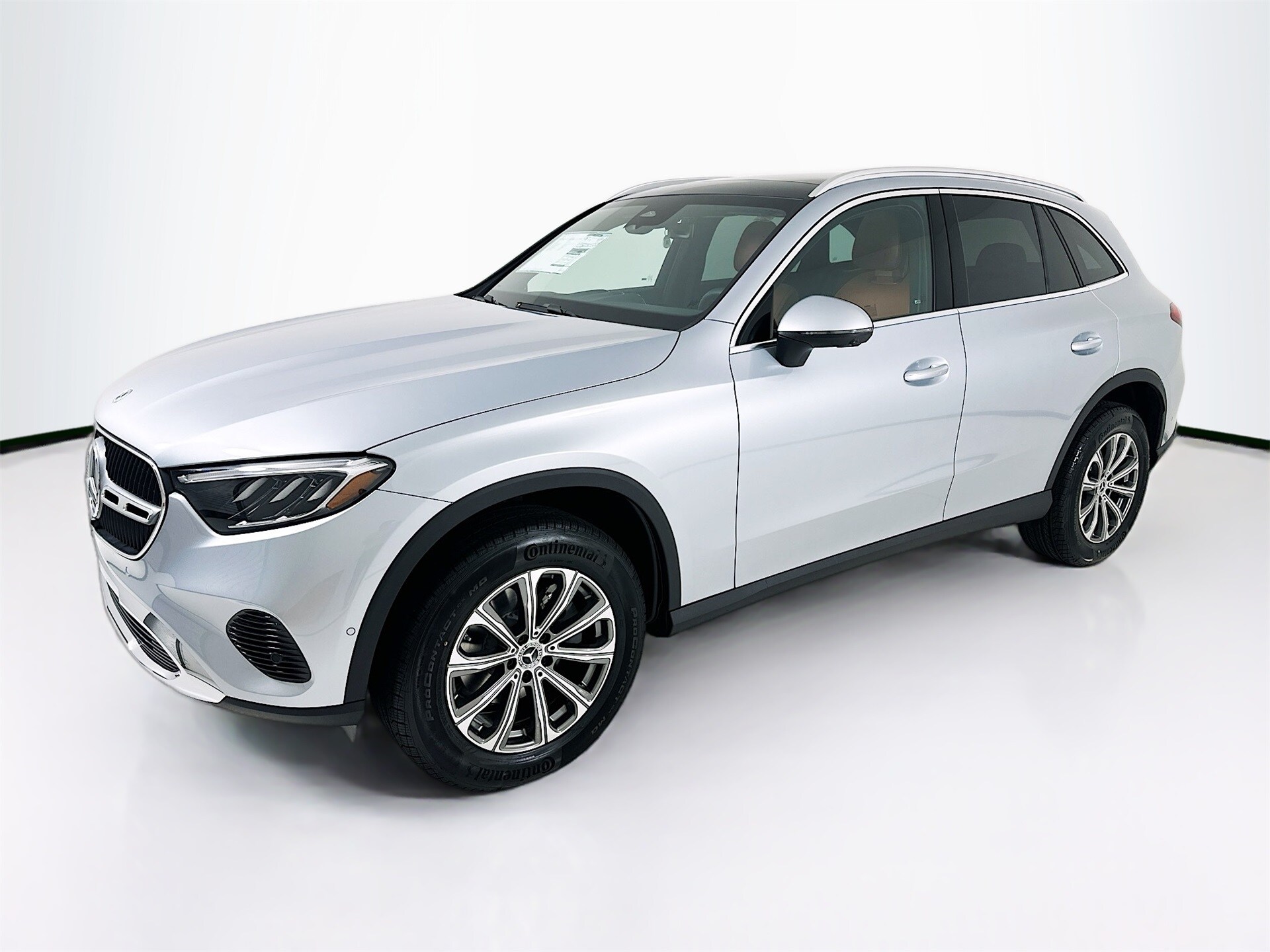 2026 Mercedes Benz GLC 300 4MATIC photo 3