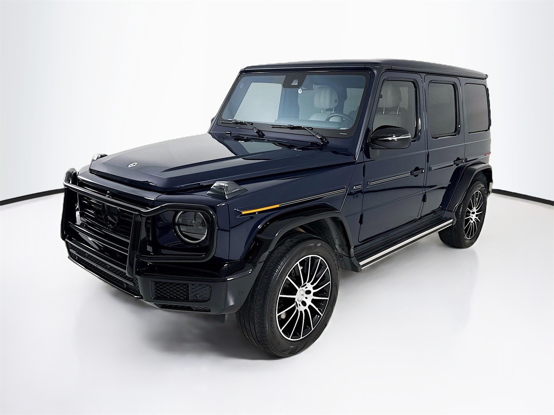 2023 Mercedes Benz G 550 photo 3