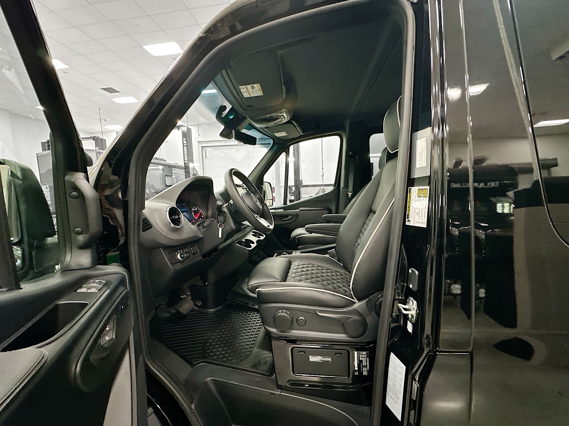 2025 Mercedes-Benz Sprinter Cargo Van Base - Photo 22