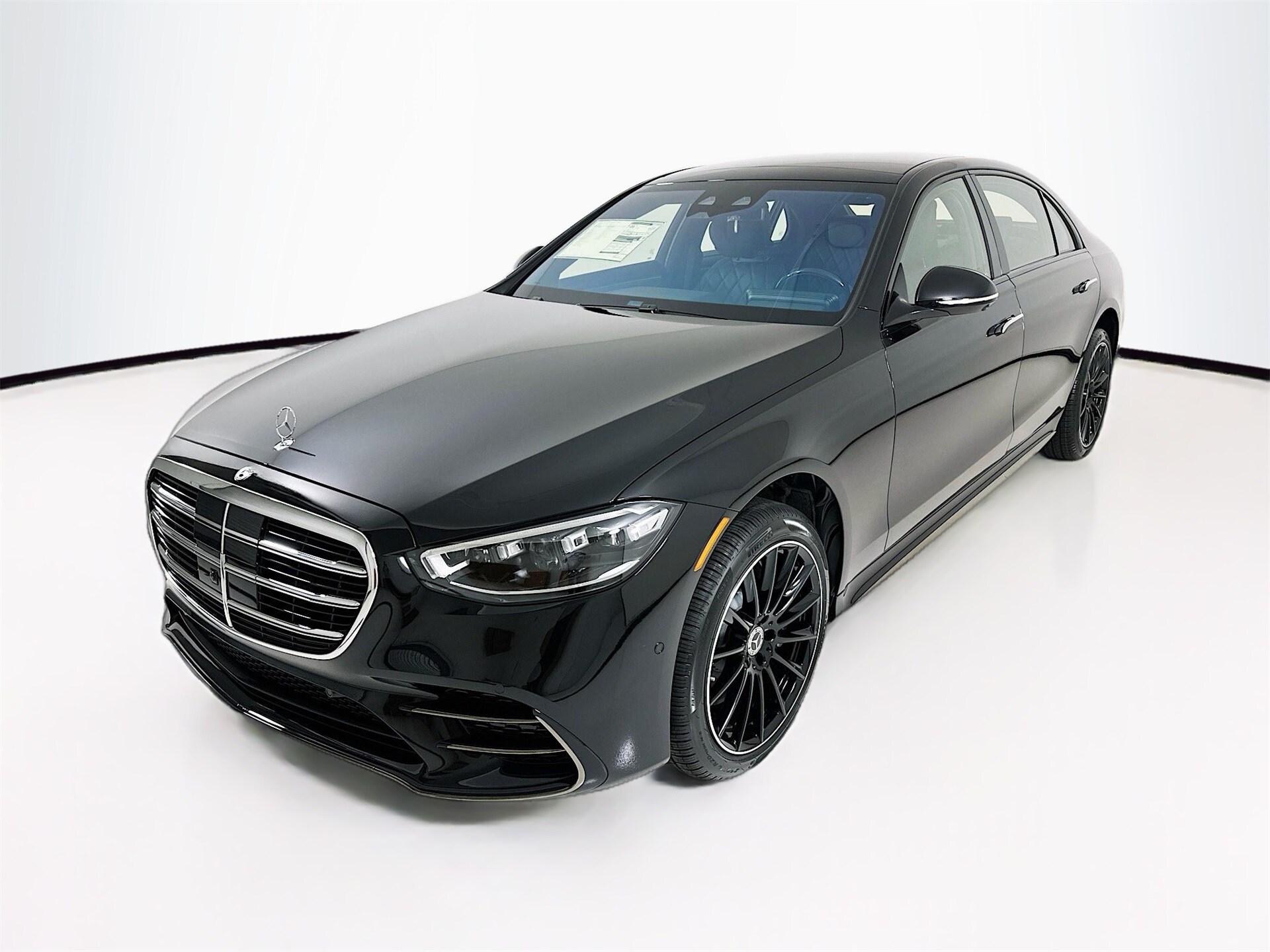2025 Mercedes Benz S 450 580 photo 3