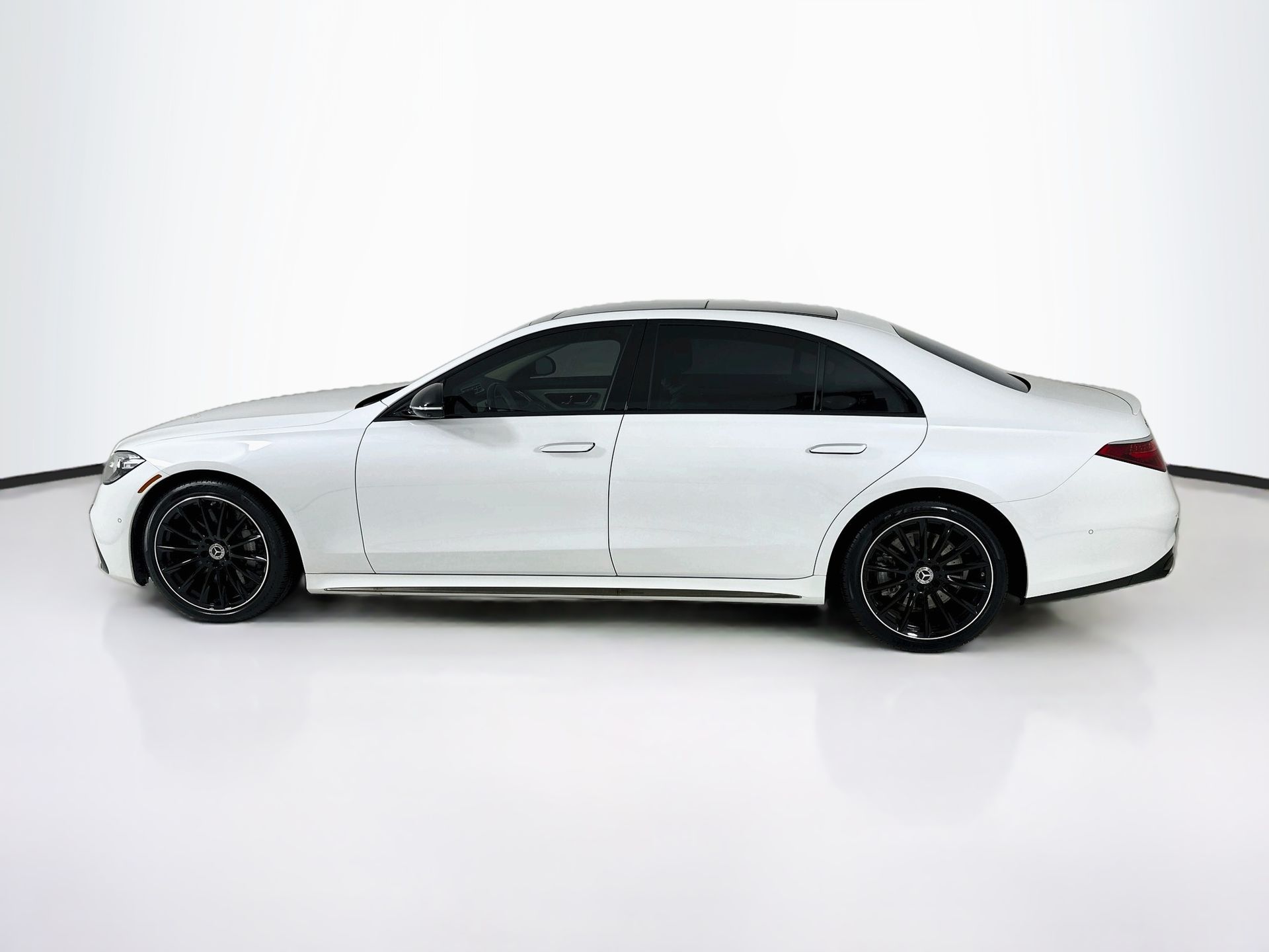 2025 Mercedes-Benz S-Class S 580 - Photo 5