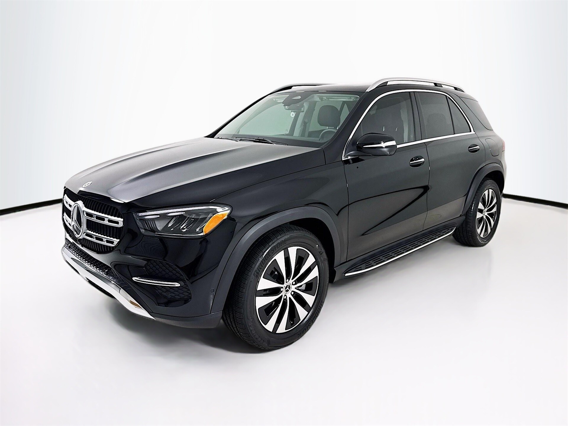 2026 Mercedes Benz GLE 450e 4MATIC photo 3