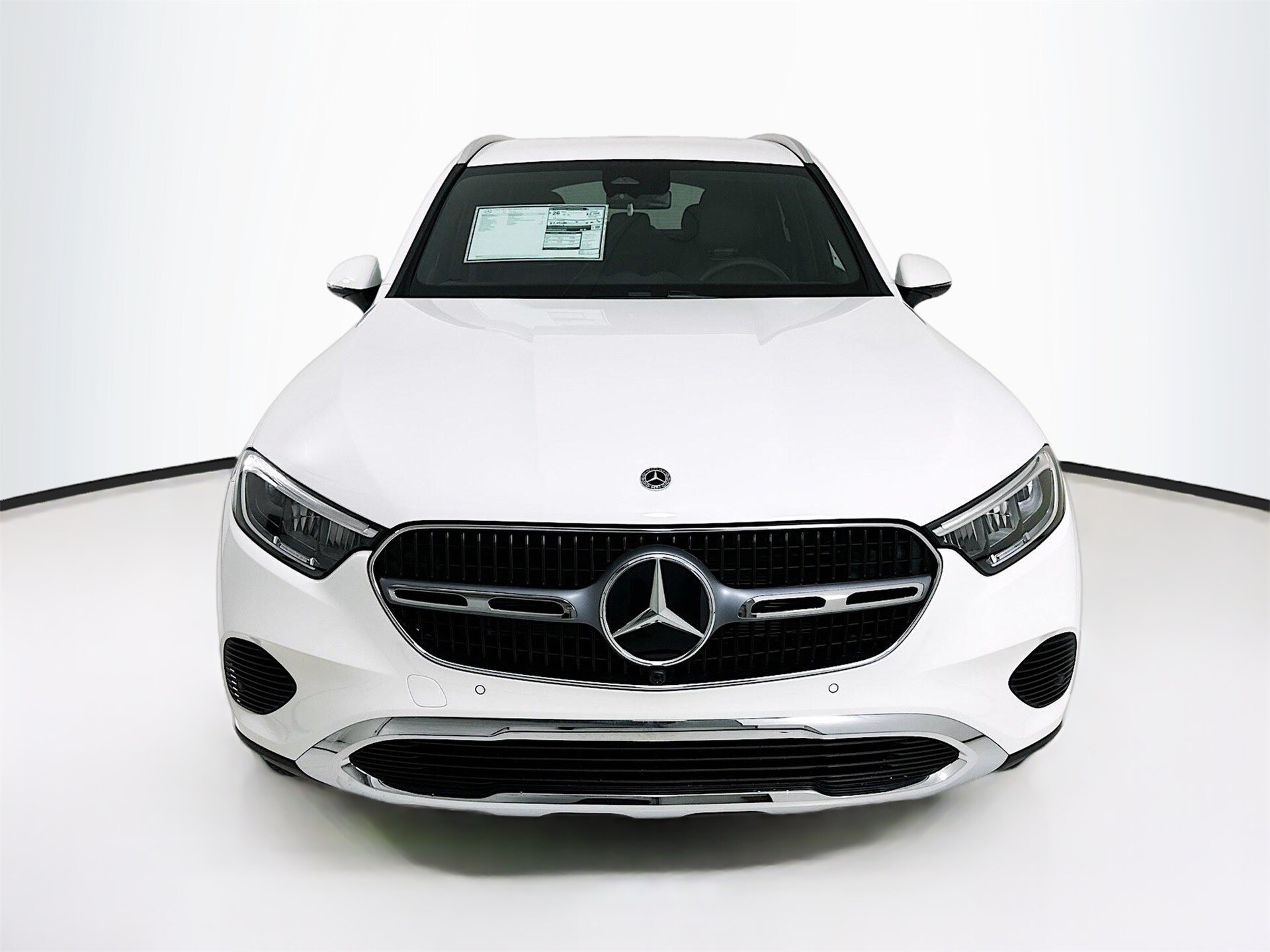2025 Mercedes Benz GLC 300 4MATIC photo 2
