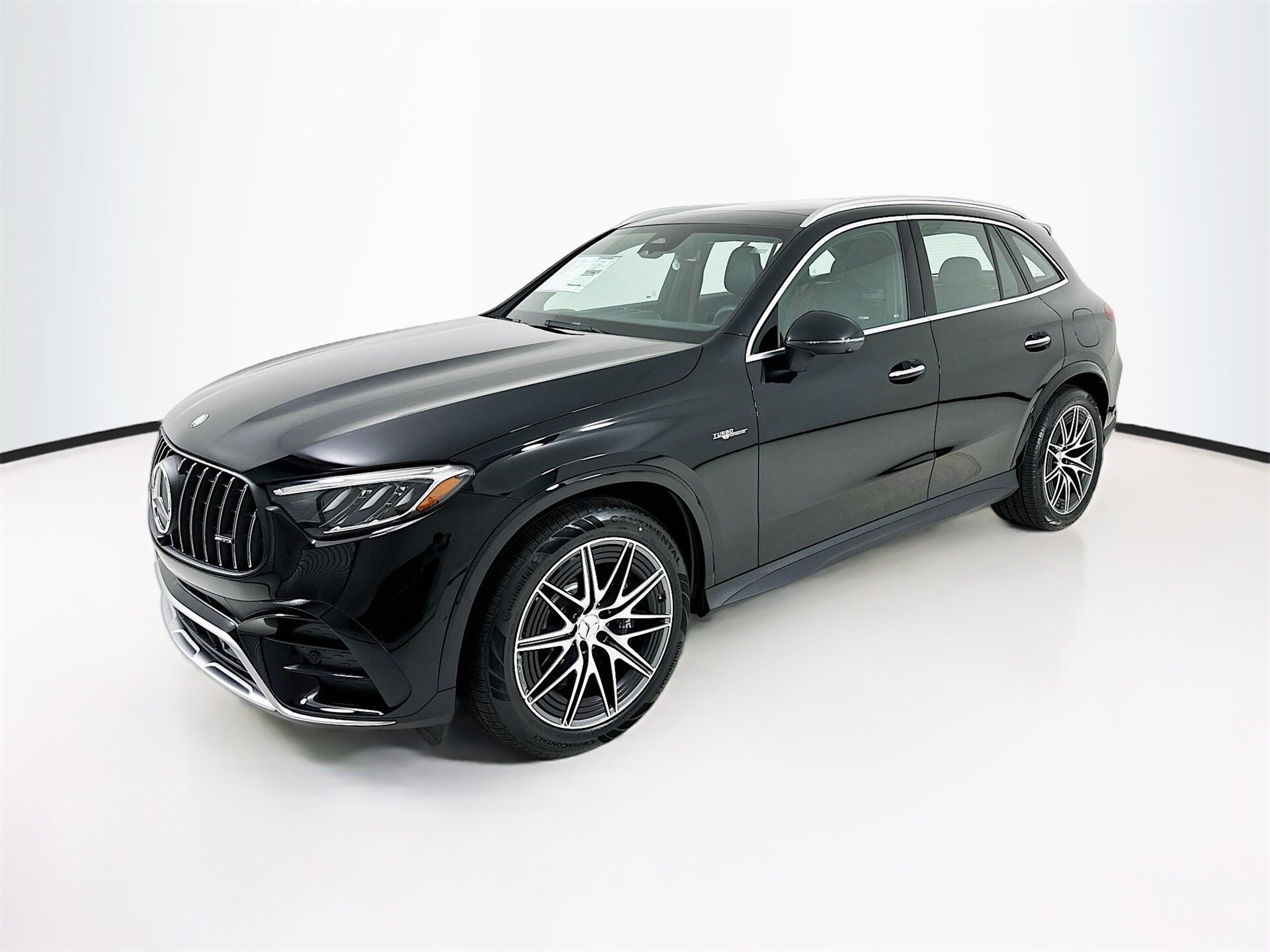 2025 Mercedes Benz GLC 4MATIC photo 3