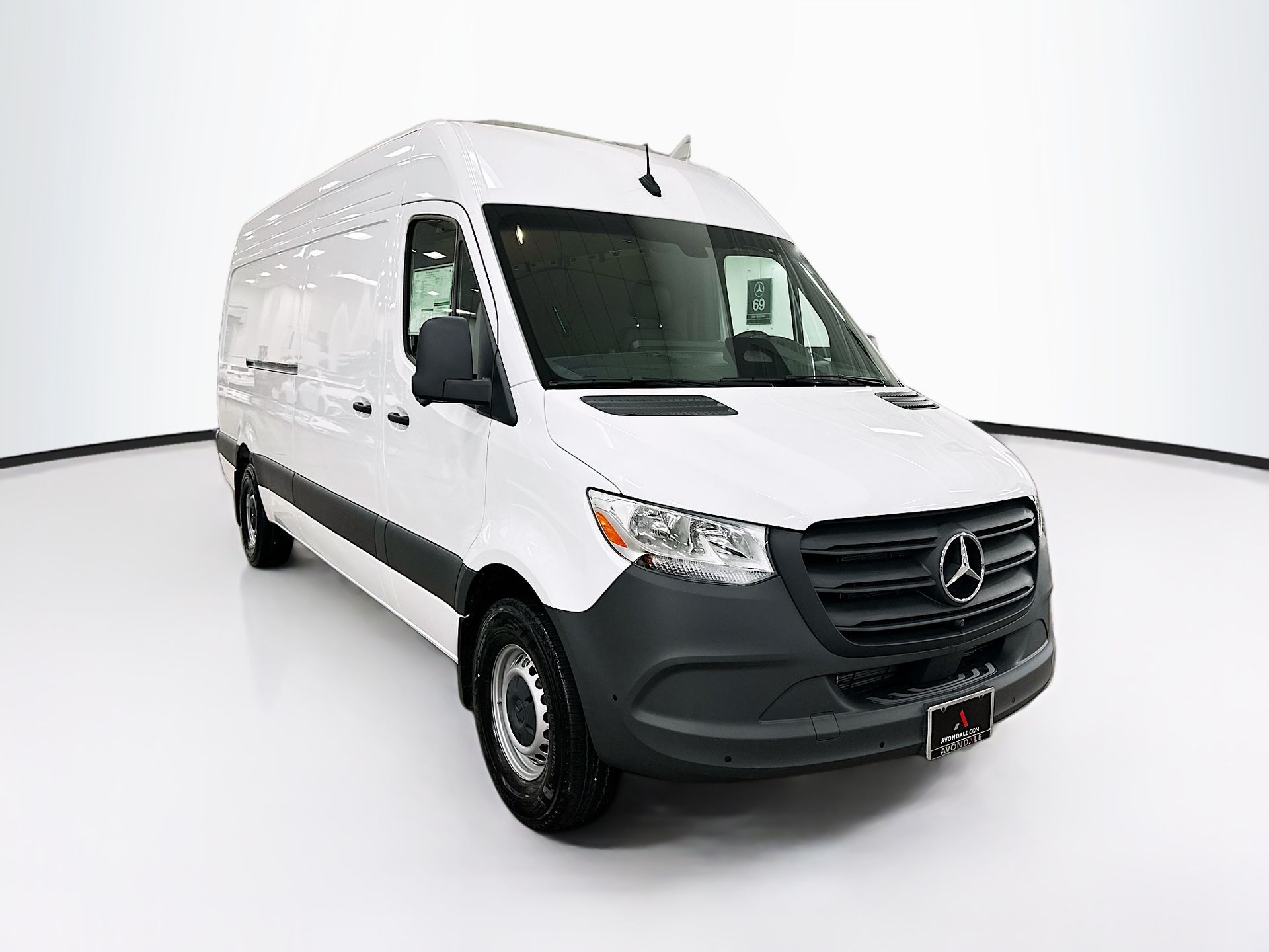 2026 Mercedes-Benz Sprinter 2500 170 WB High Roof's photo