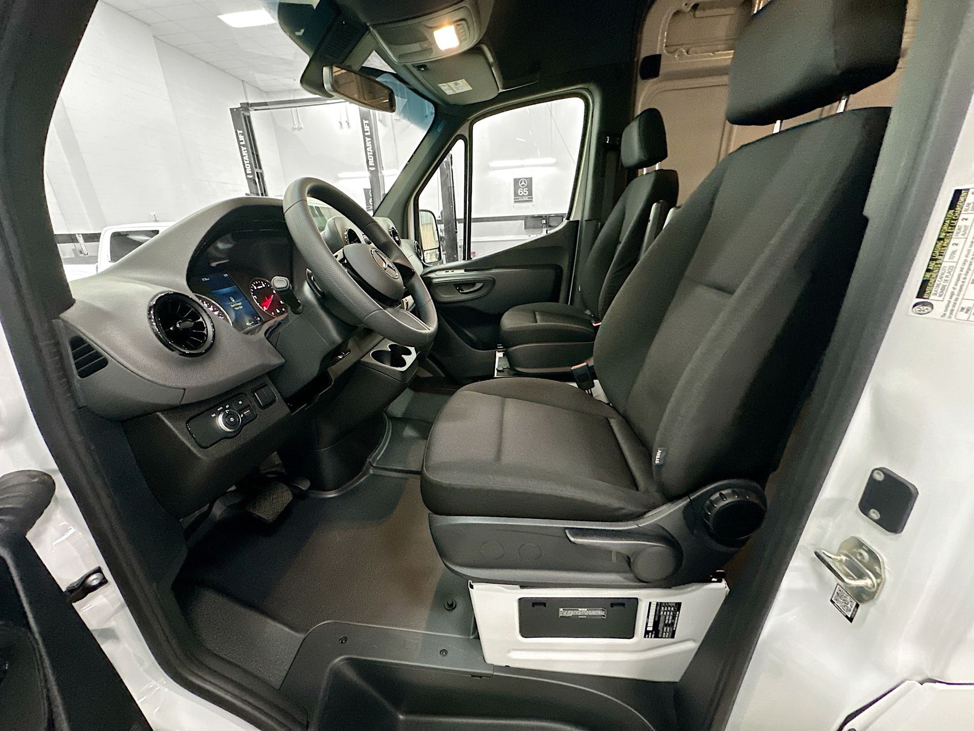 2025 Mercedes-Benz Sprinter Cargo Van Base - Photo 19