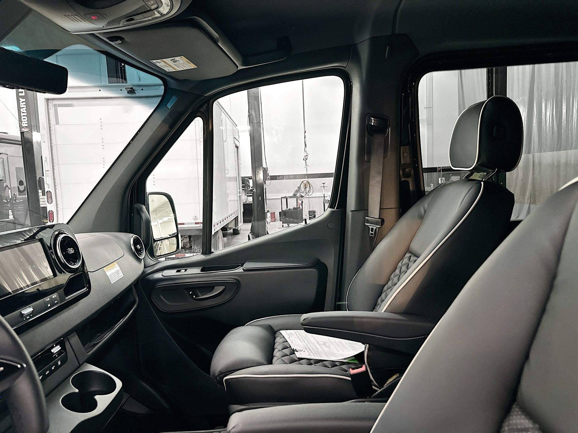 2025 Mercedes-Benz Sprinter Cargo Van Base - Photo 23