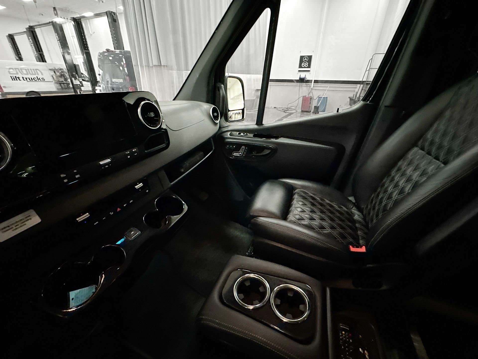 2024 Mercedes-Benz Sprinter Cargo Van 24