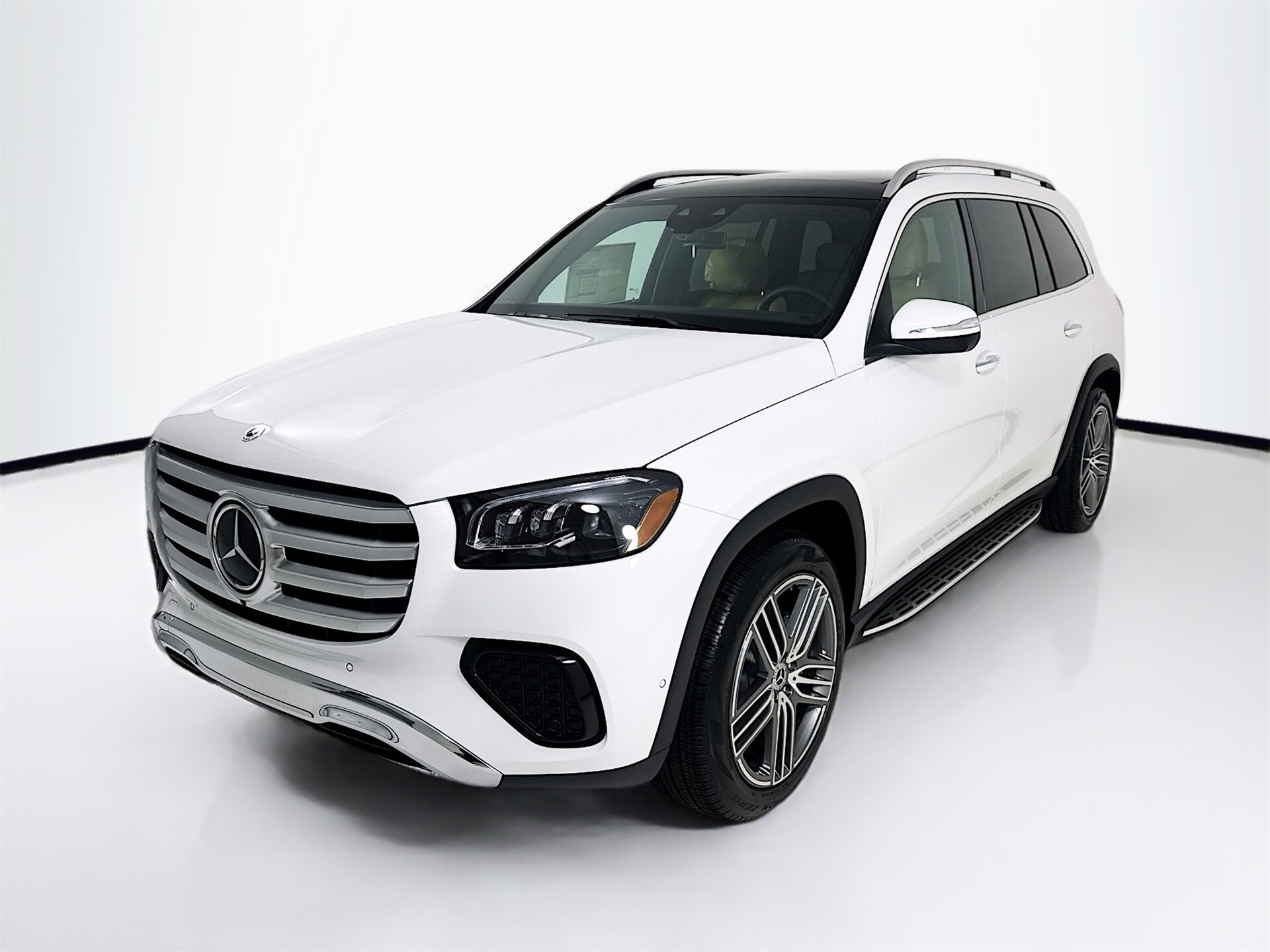 2026 Mercedes Benz GLS 450 4MATIC photo 2