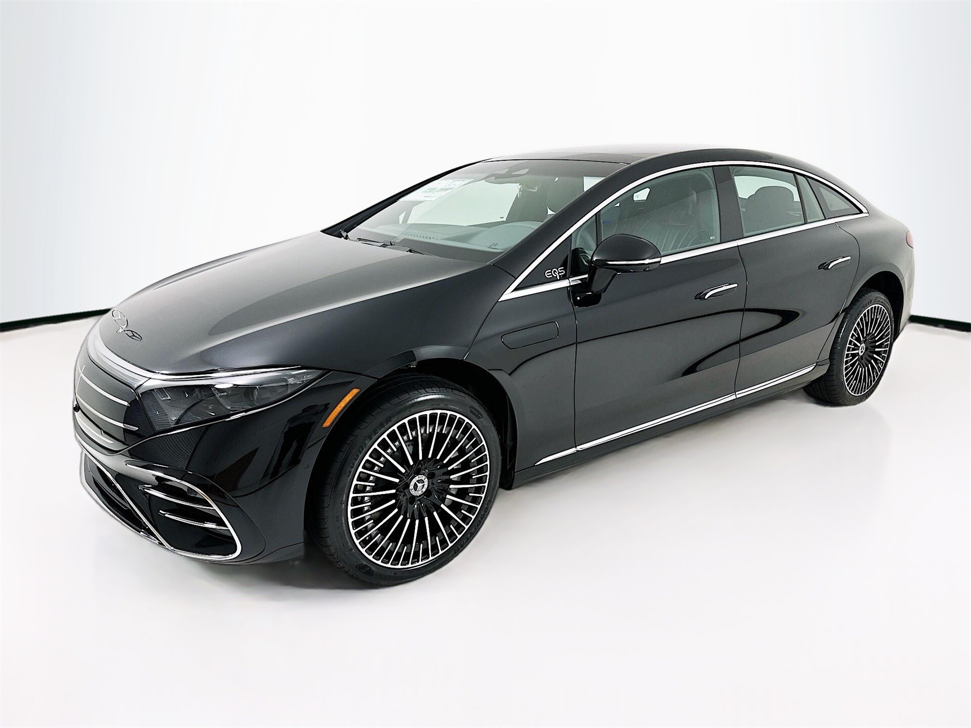 2026 Mercedes Benz EQS Sedan 450 photo 3